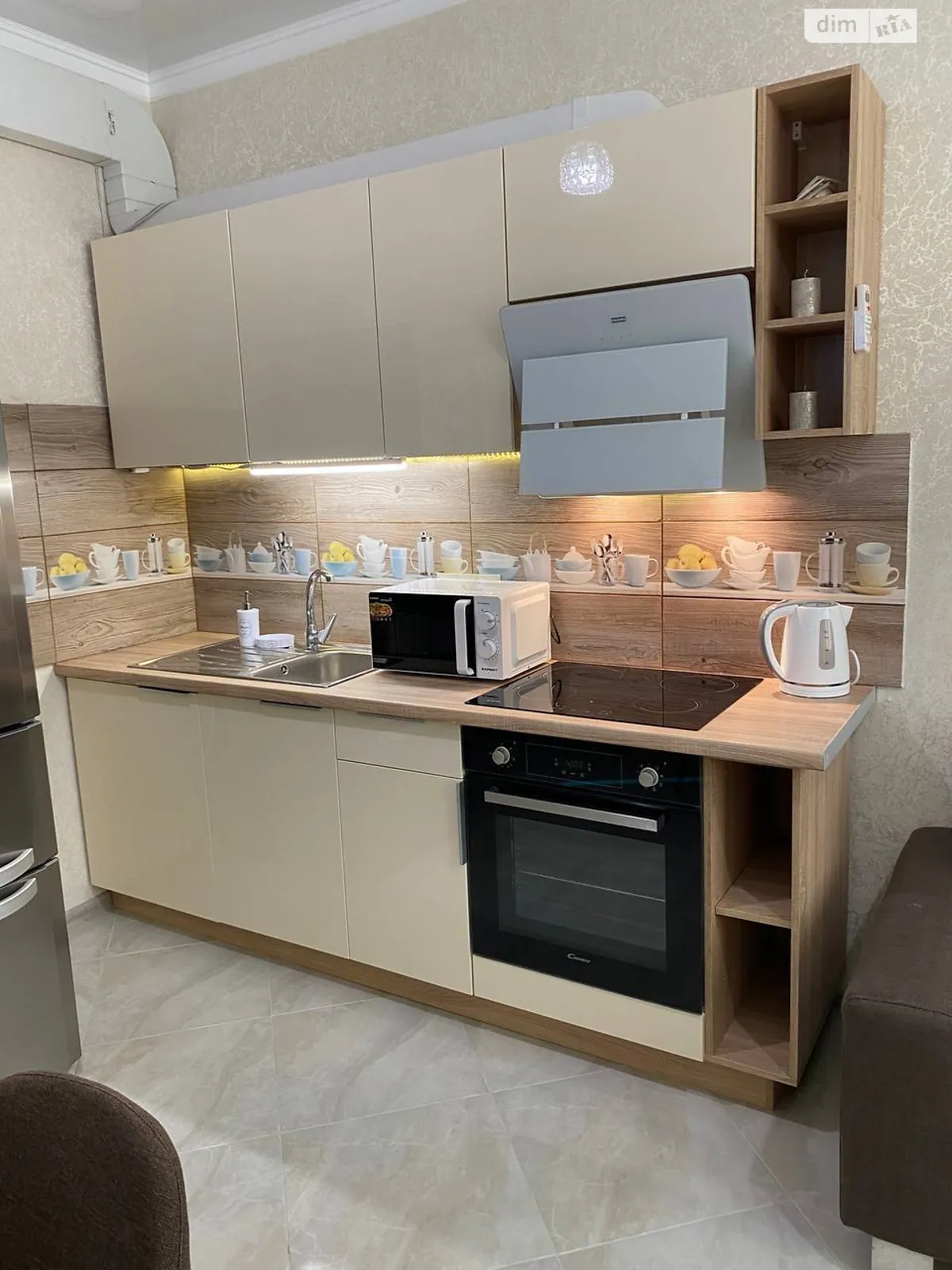 Продается 1-комнатная квартира 42.2 кв. м в Лиманке, ул. Жемчужная, 5Б - фото 1