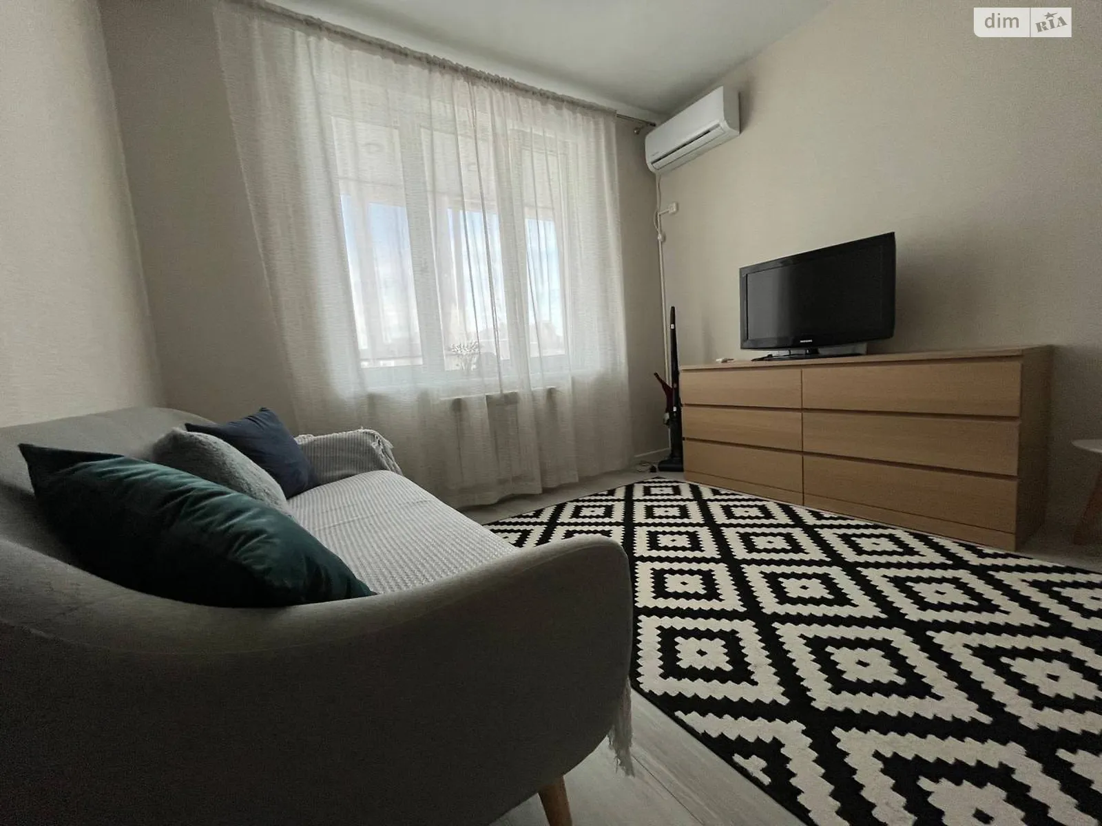 Продается 1-комнатная квартира 40.5 кв. м в Буче, ул. Олексы Тихого, 4 - фото 1