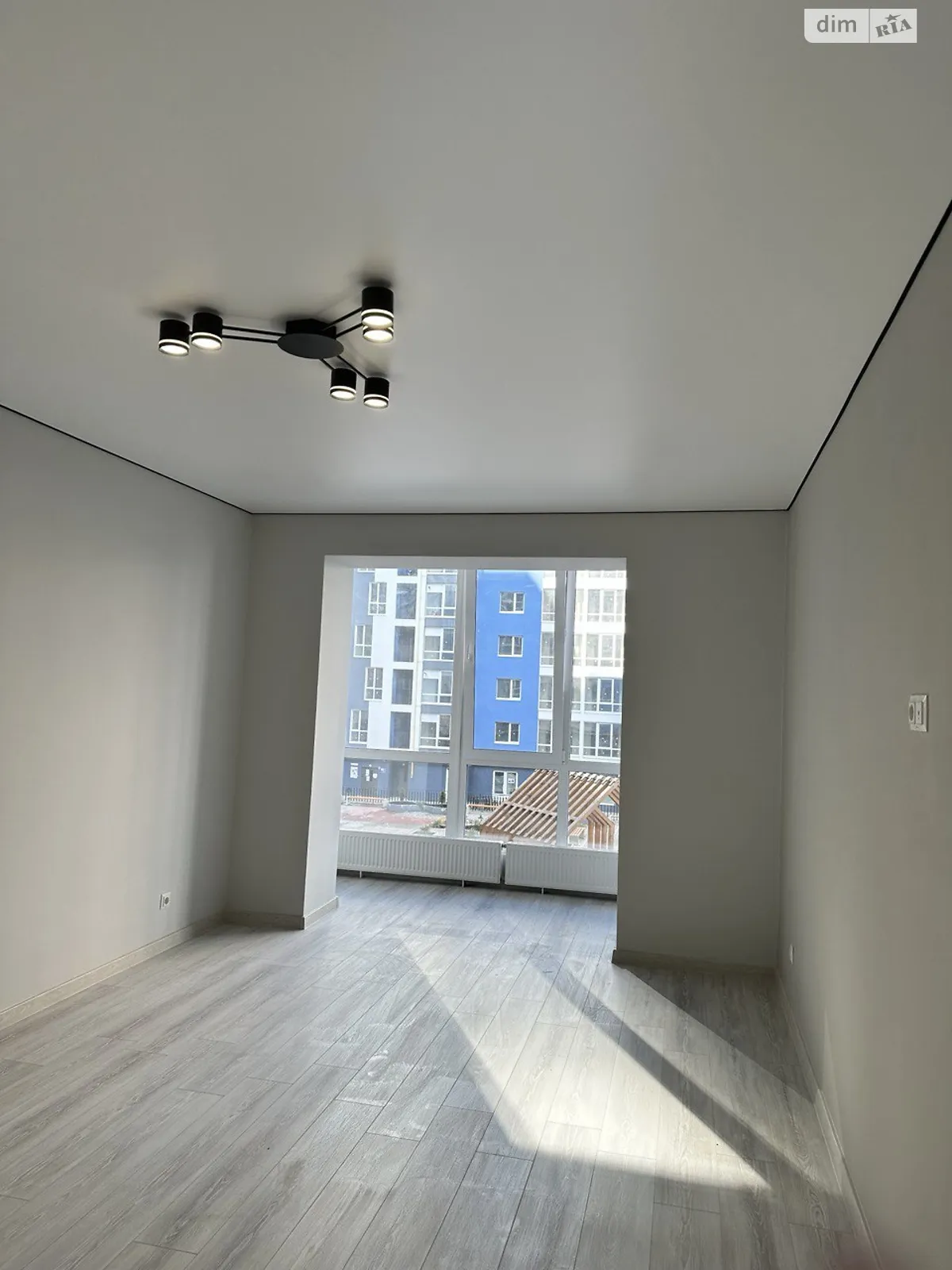 Продается 1-комнатная квартира 50.3 кв. м в Ивано-Франковске, цена: 66000 $ - фото 1