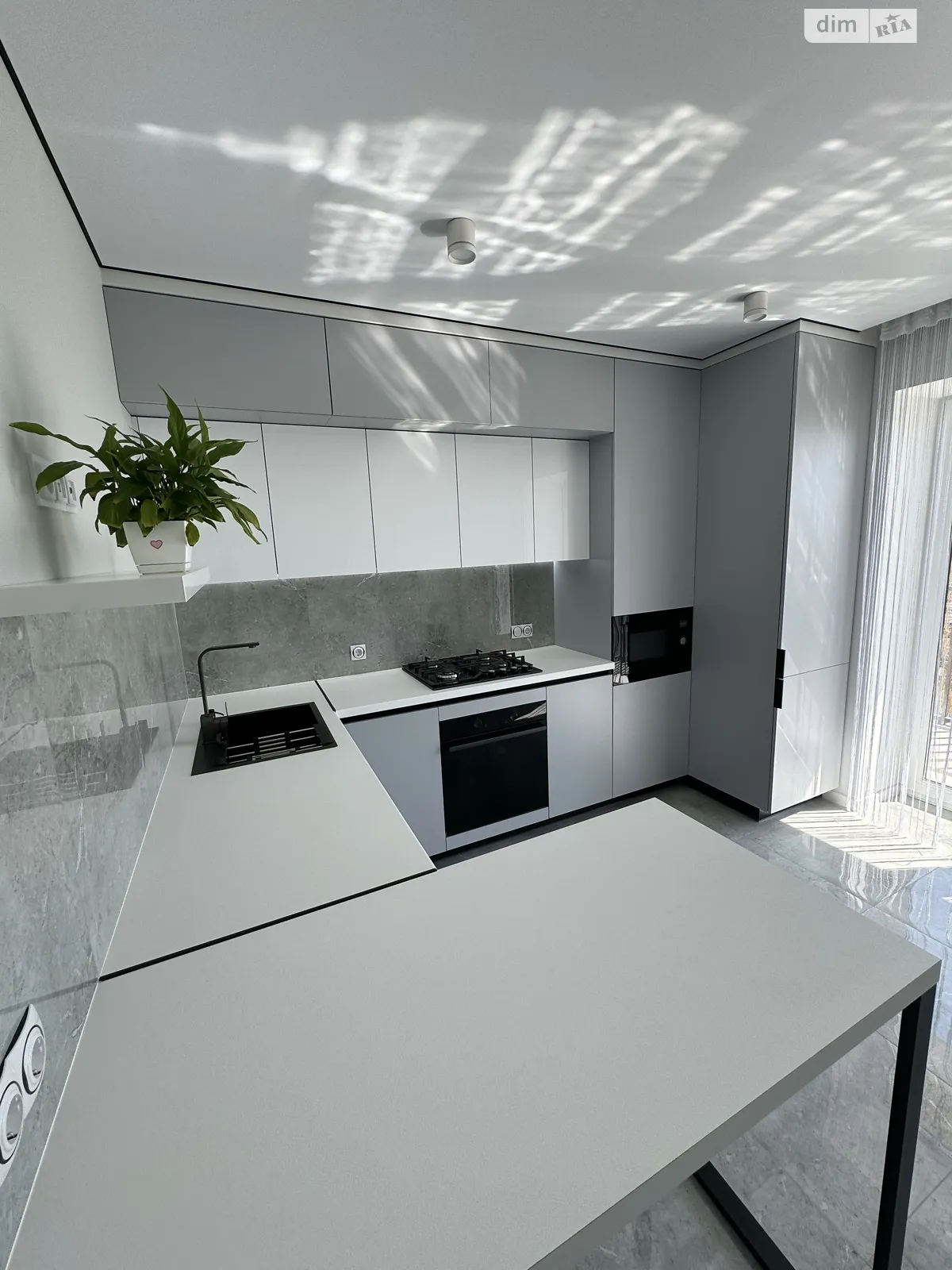 1-комнатная квартира 55 кв. м в Тернополе, цена: 62800 $ - фото 1