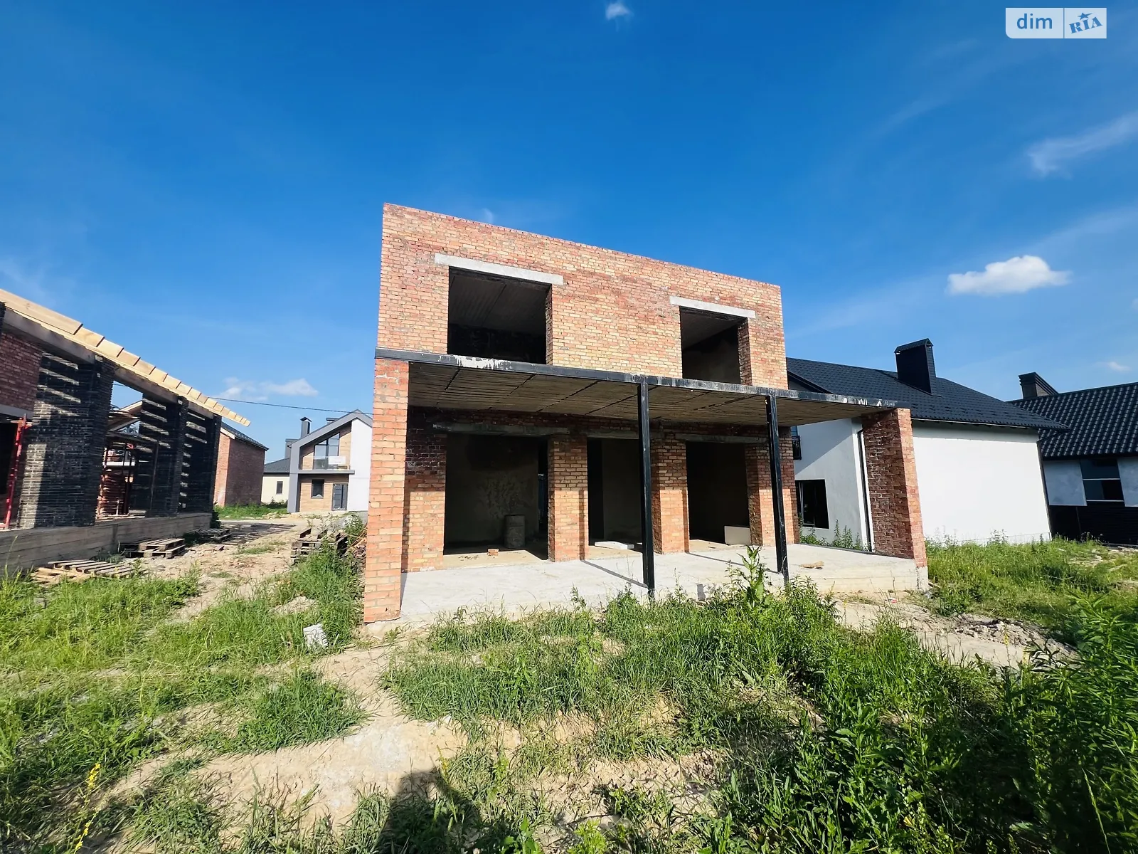 Продається будинок 2 поверховий 170 кв. м з каміном, цена: 140000 $ - фото 1