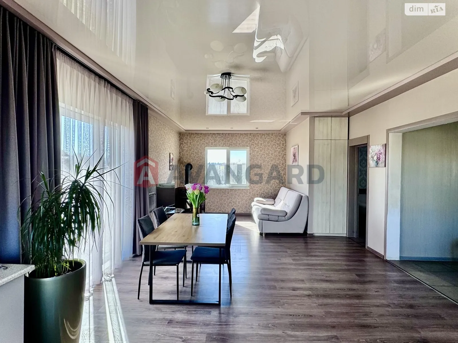 Продается дом на 2 этажа 131.4 кв. м с участком, цена: 88900 $ - фото 1