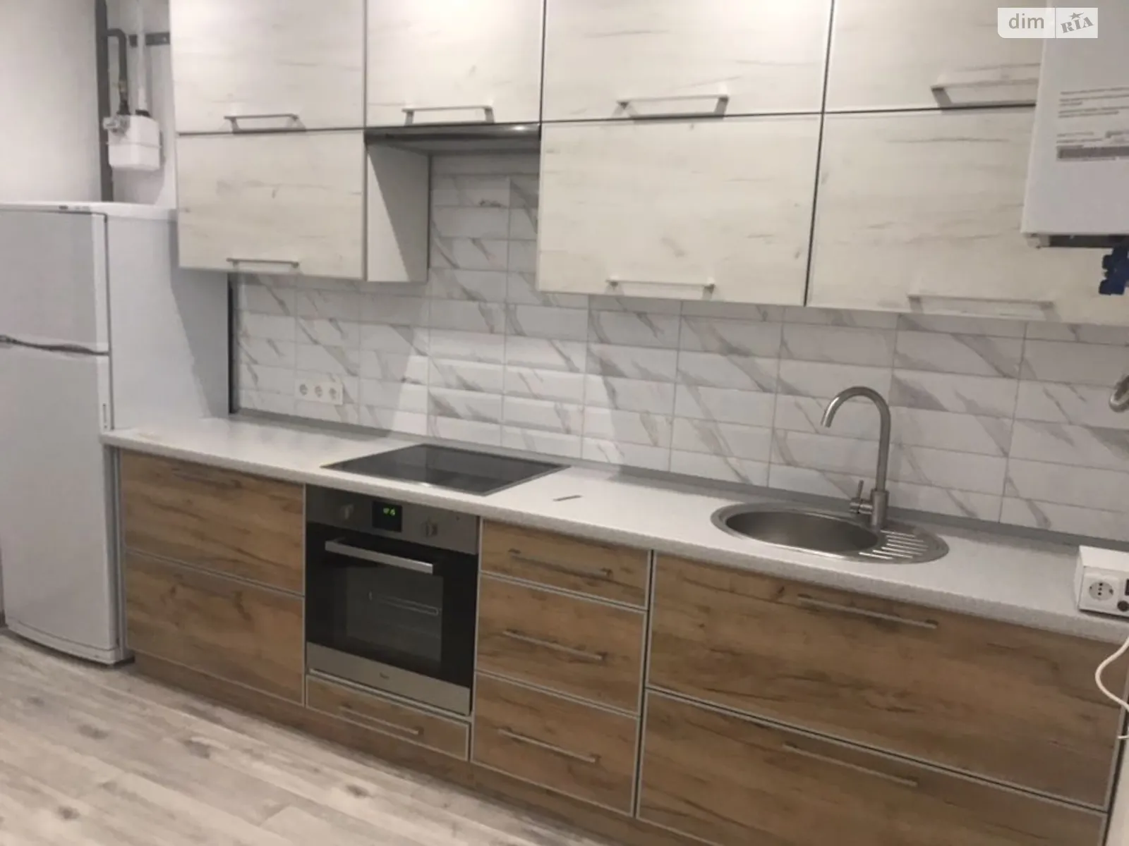 Сдается в аренду 1-комнатная квартира 43 кв. м в Львове, ул. Хмельницкого Богдана - фото 1