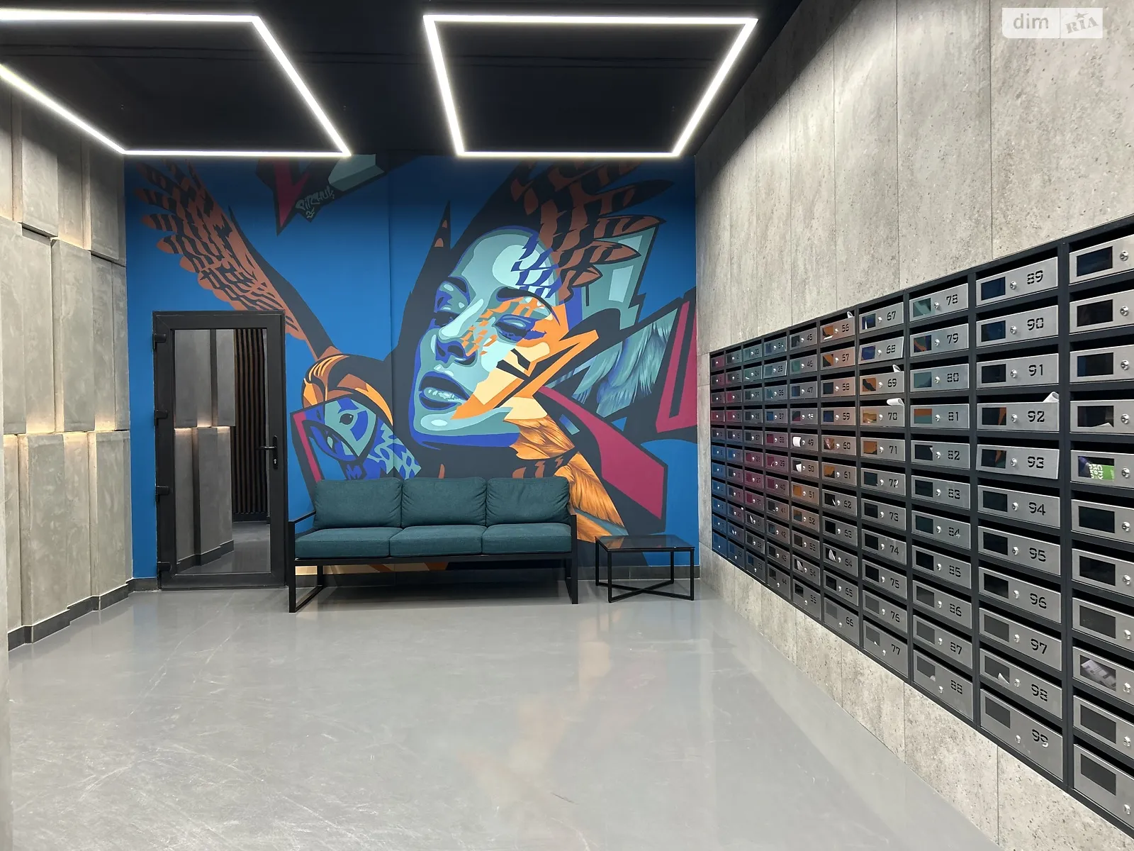 Продается 2-комнатная квартира 81.1 кв. м в Ивано-Франковске, цена: 77950 $ - фото 1