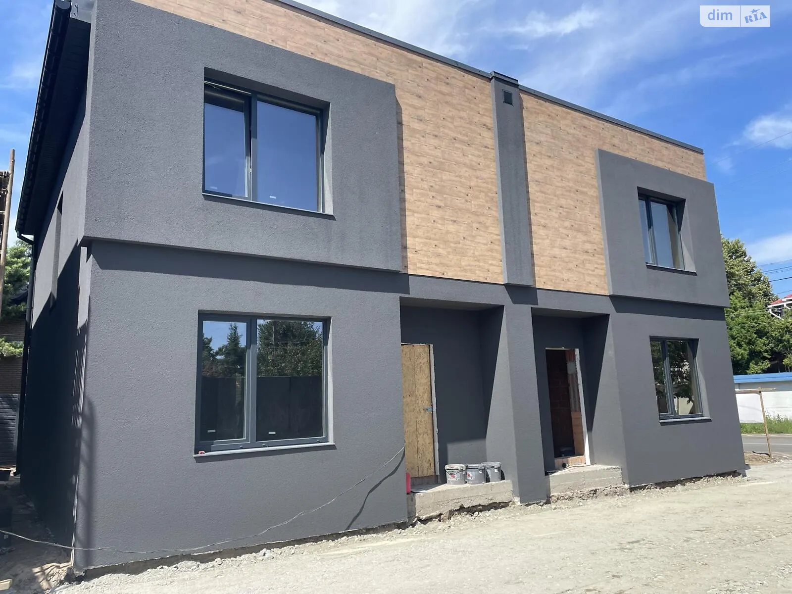 Продается часть дома 120 кв. м с гаражом, цена: 105000 $ - фото 1