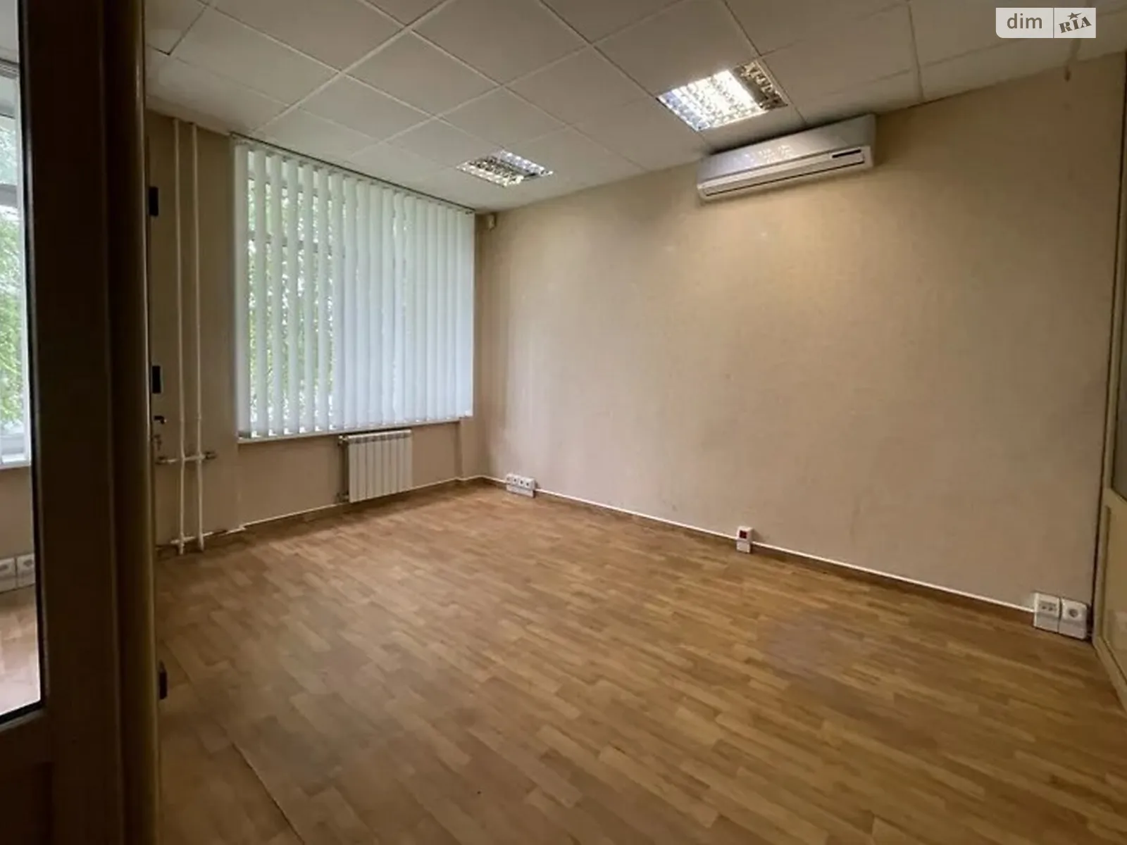 Здається в оренду офіс 76 кв. м в бізнес-центрі, цена: 27440 грн - фото 1