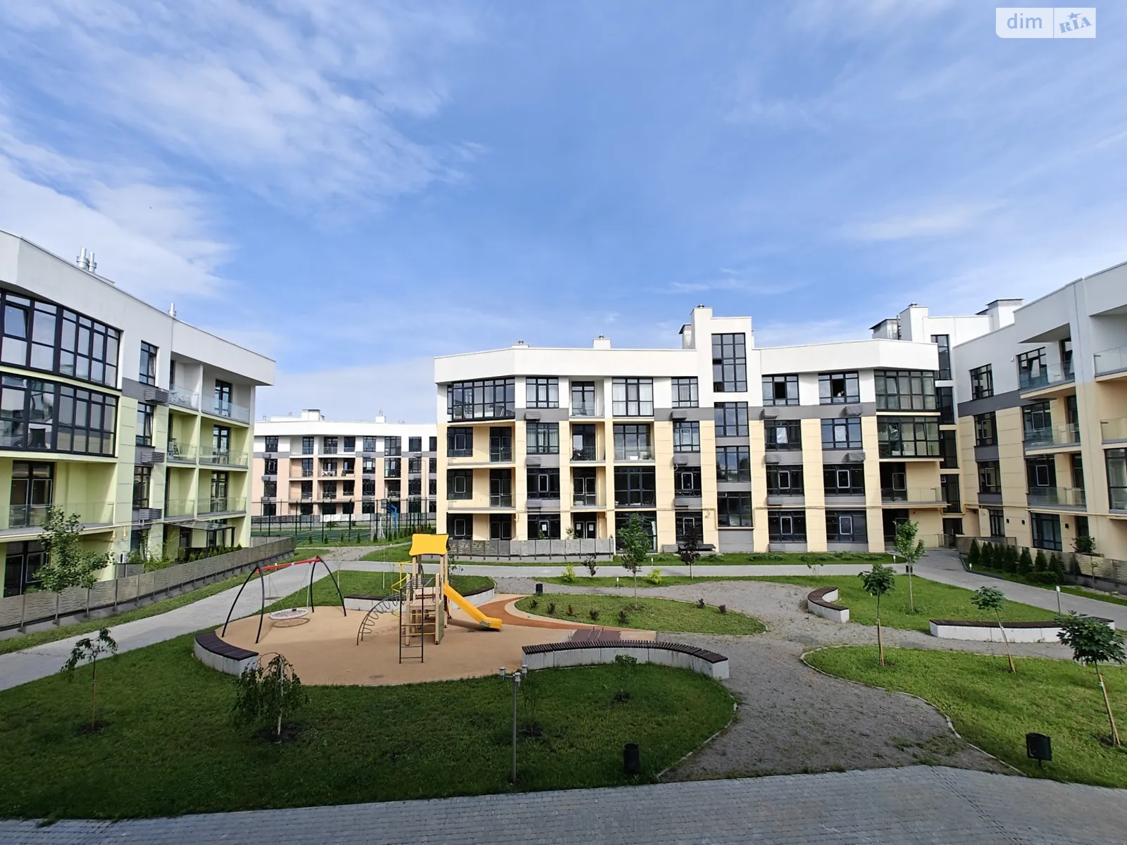 Продается 2-комнатная квартира 67.21 кв. м в Киеве, ул. Дубищанская, 5 - фото 1