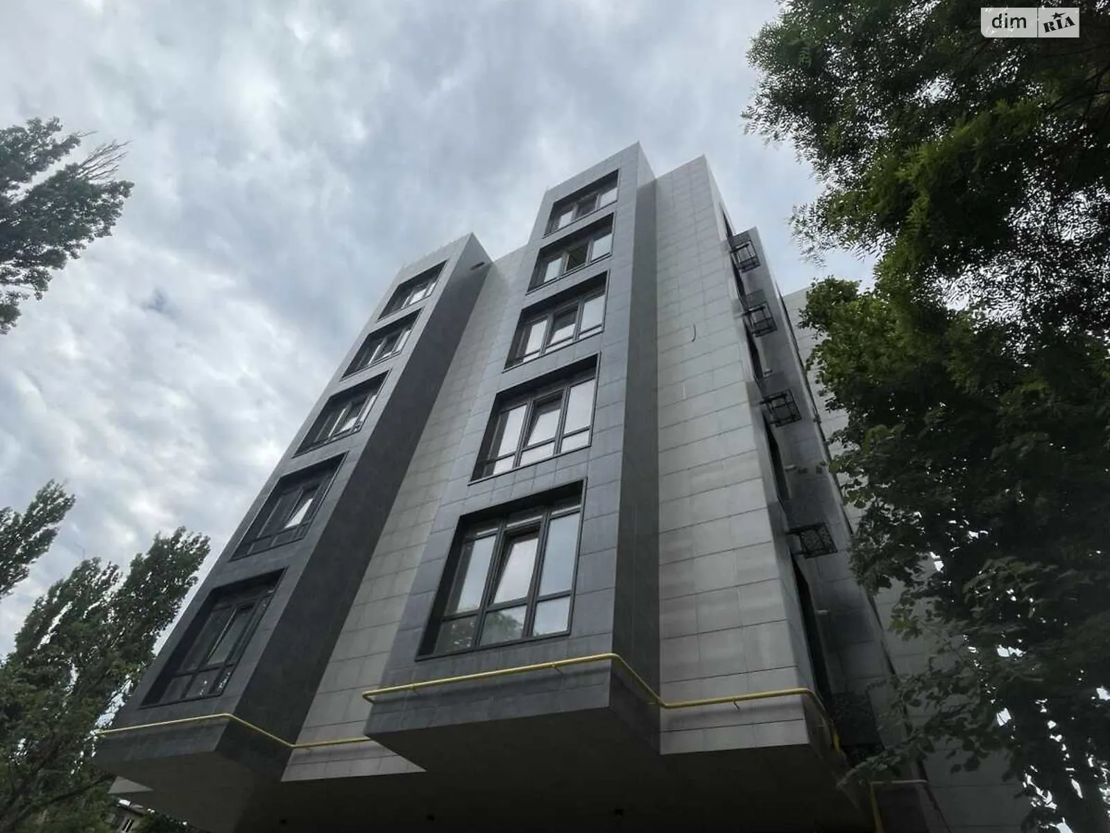 Продається 1-кімнатна квартира 43.3 кв. м у Одесі, вул. Космонавтів - фото 1
