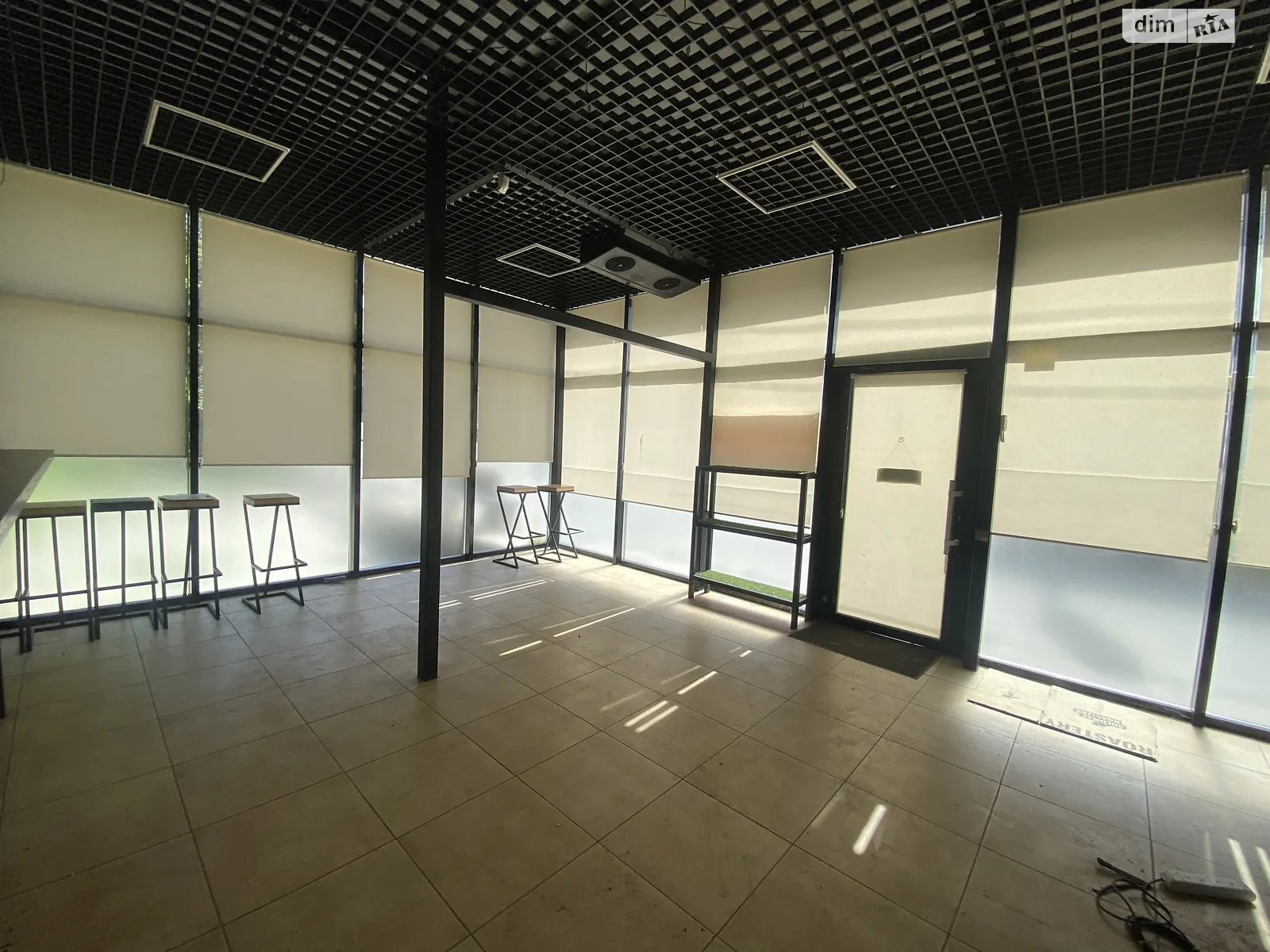 Продается помещения свободного назначения 32 кв. м в 1-этажном здании, цена: 49900 $ - фото 1