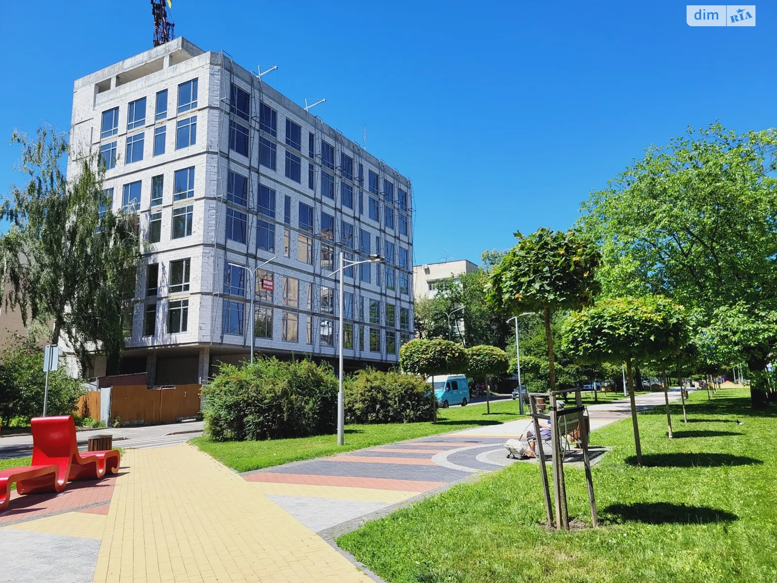Продається приміщення вільного призначення 200 кв. м в 8-поверховій будівлі, цена: 350000 $ - фото 1