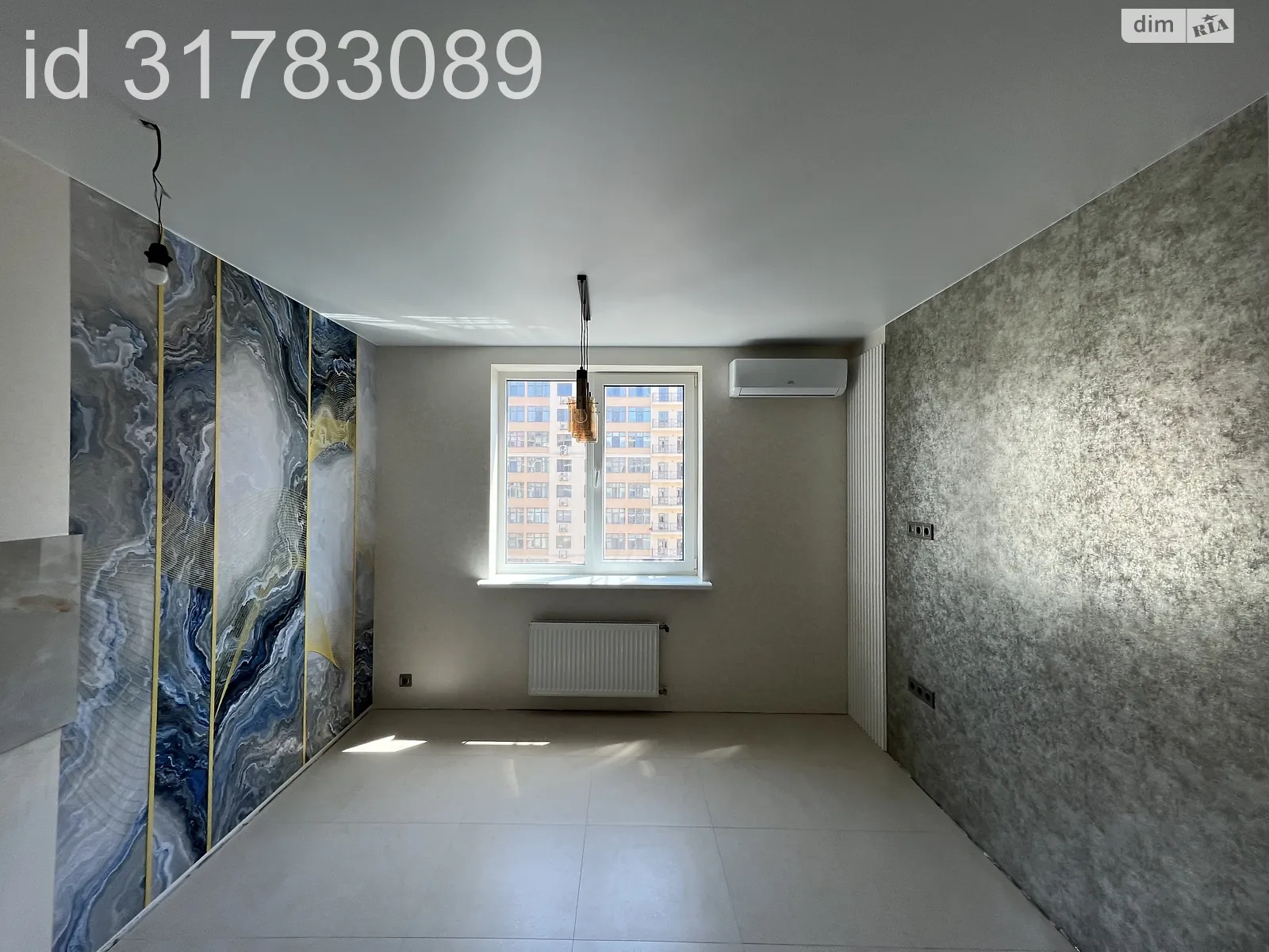 Продается 1-комнатная квартира 45 кв. м в Одессе, ул. Жемчужная, 9 - фото 1