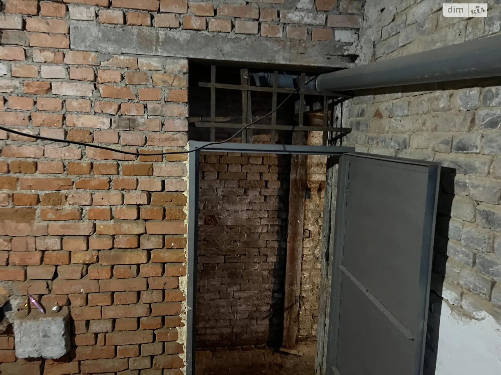 Продається приміщення вільного призначення 50 кв. м в 3-поверховій будівлі, цена: 69000 $ - фото 1