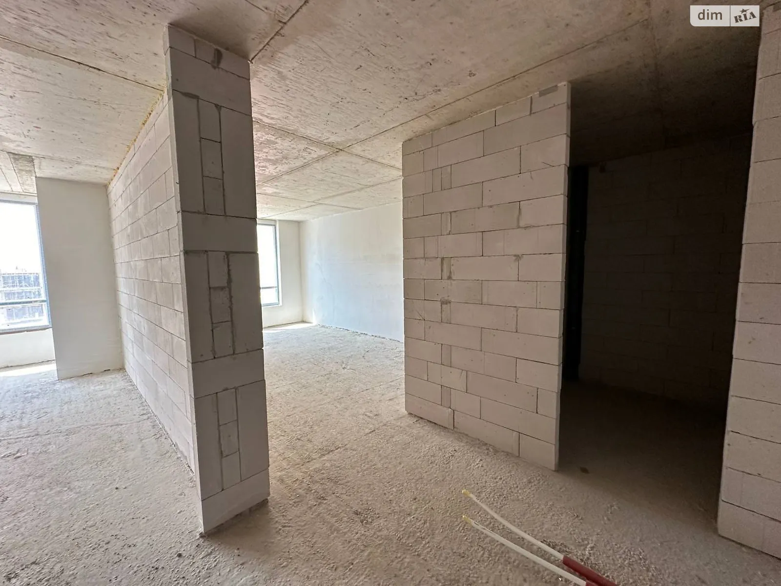 Продается 1-комнатная квартира 53 кв. м в Ивано-Франковске, цена: 52000 $ - фото 1