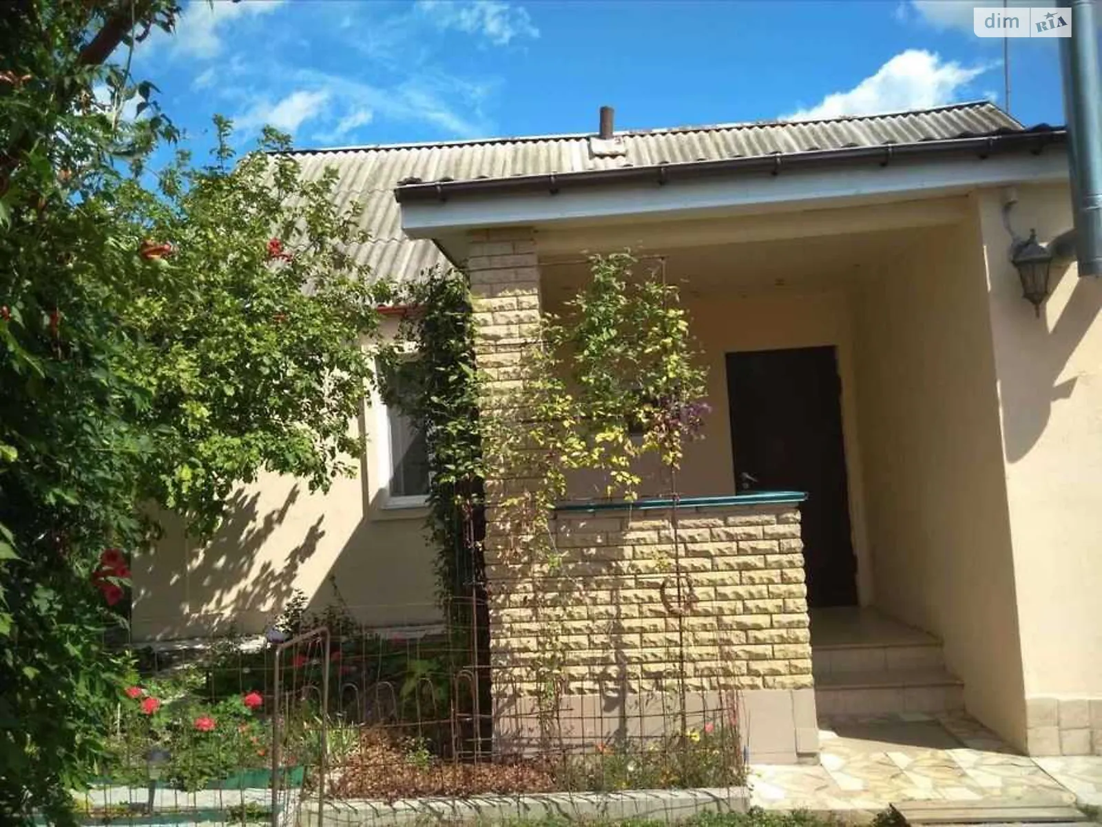 Продается одноэтажный дом 71 кв. м с гаражом, цена: 40000 $ - фото 1