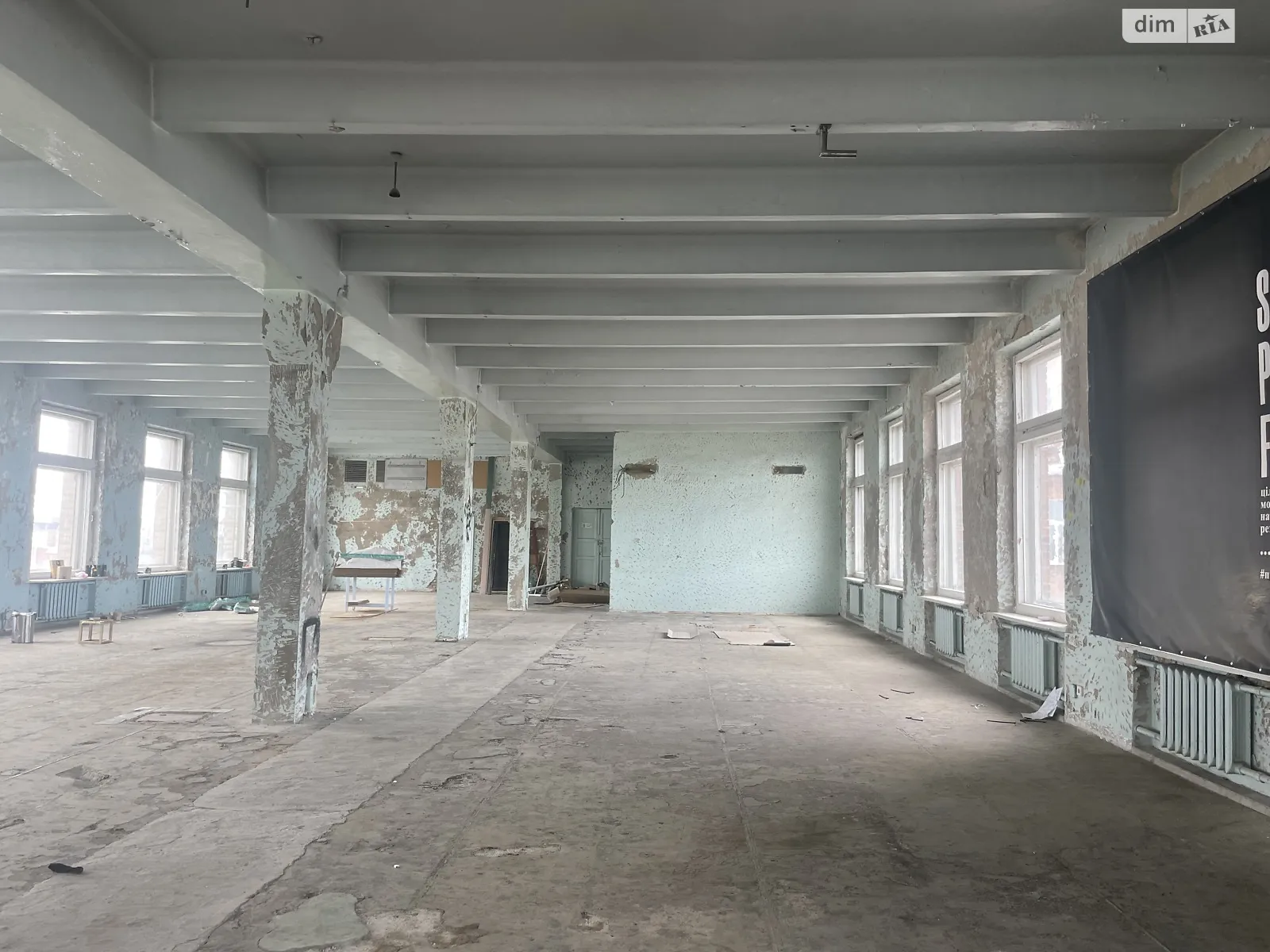 Сдается в аренду офис 593.4 кв. м в бизнес-центре, цена: 61784 грн - фото 1