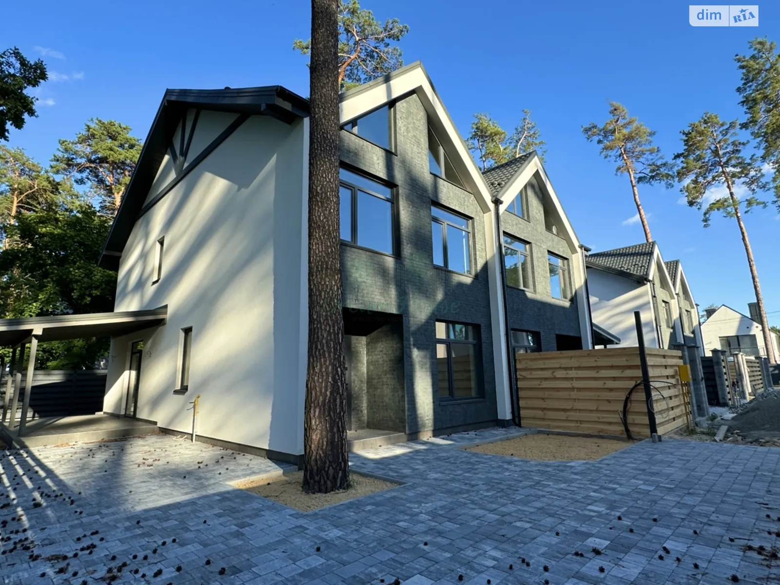 Продается часть дома 130 кв. м с гаражом, цена: 125000 $ - фото 1