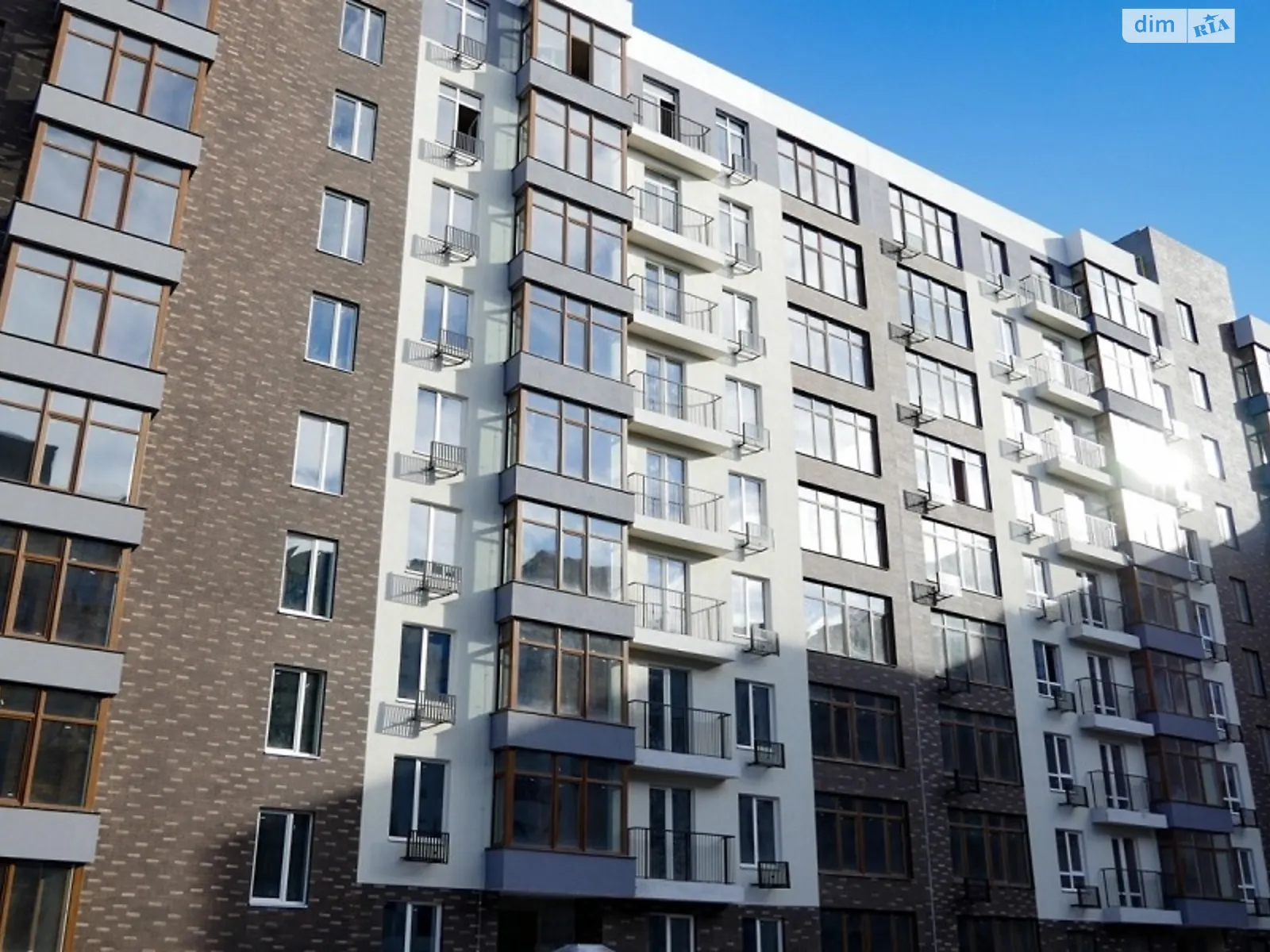 Продається 1-кімнатна квартира 45 кв. м у Фонтанці, вул. Чехова, 1/11 - фото 1
