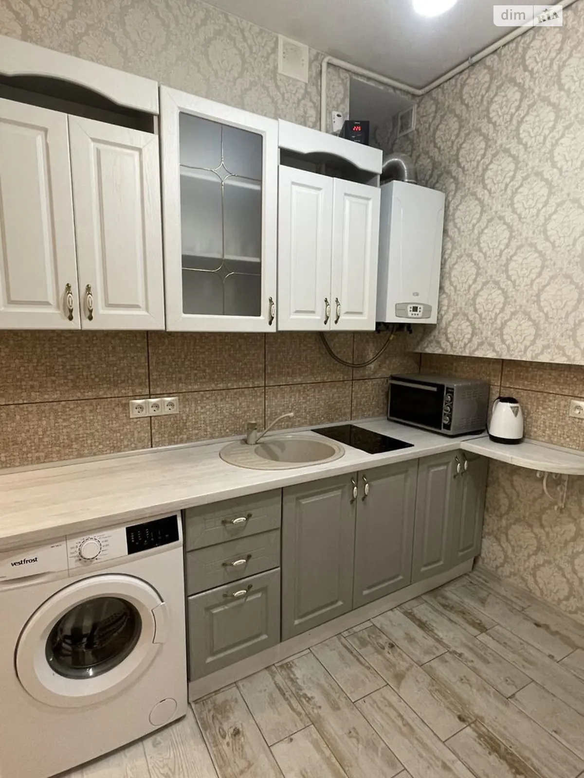 Сдается в аренду 1-комнатная квартира 39 кв. м в Львове, ул. Татарская - фото 1