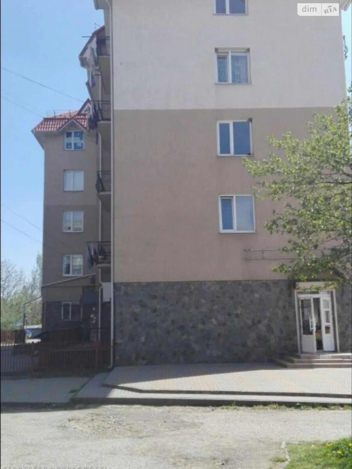 Продается 3-комнатная квартира 101 кв. м в Коломые, ул. Мазепы, 185 - фото 1