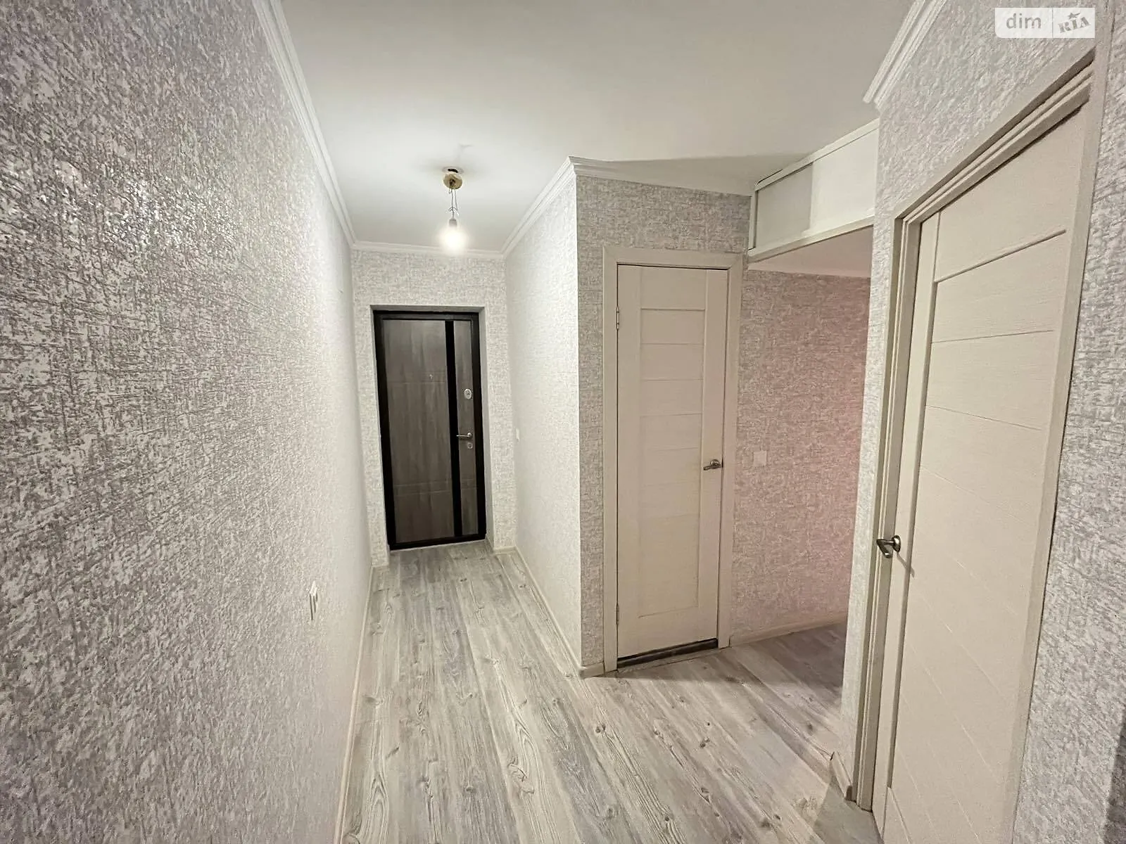 Продається 2-кімнатна квартира 43.2 кв. м у Хмельницькому, цена: 39500 $ - фото 1