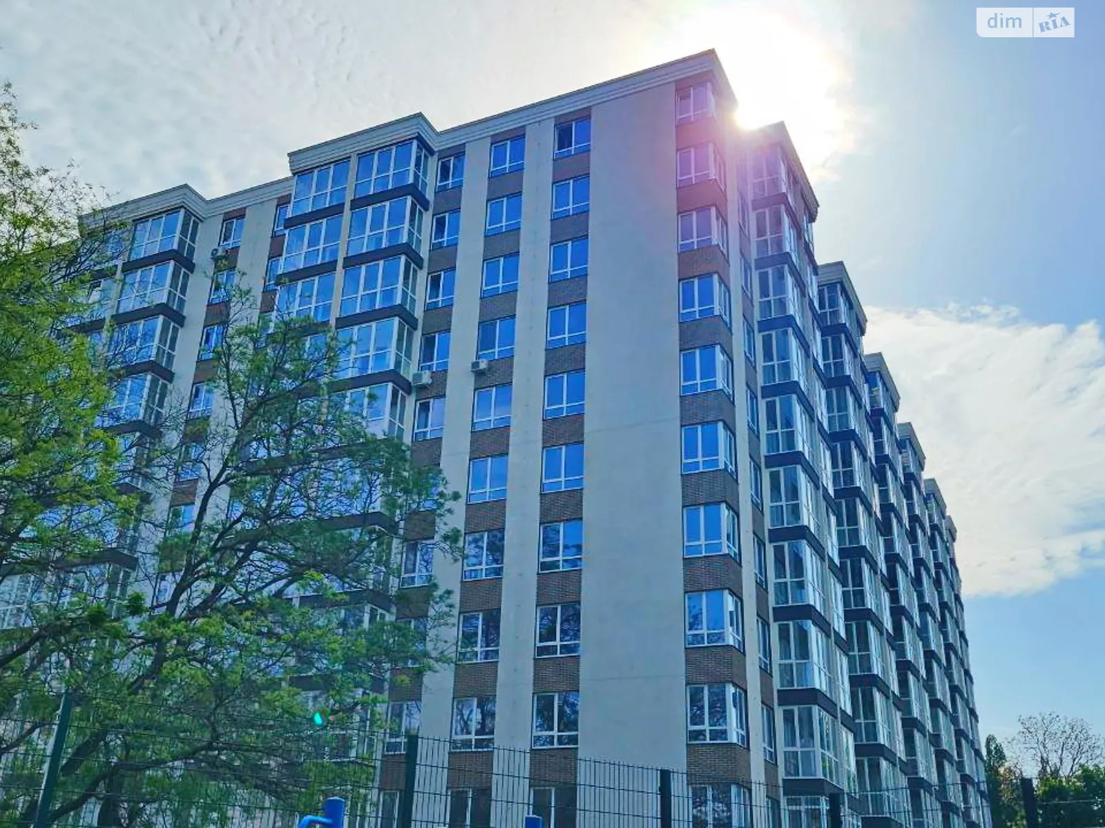 Продается 1-комнатная квартира 30 кв. м в Одессе, ул. Профсоюзная, 9А - фото 1
