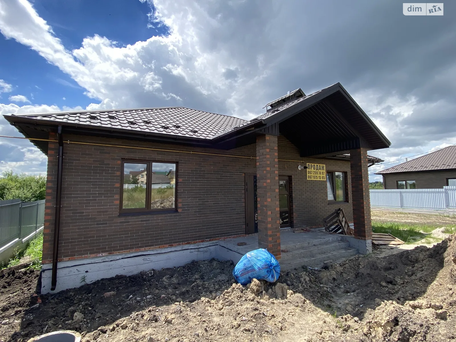 Продается одноэтажный дом 110 кв. м с беседкой, цена: 80000 $ - фото 1