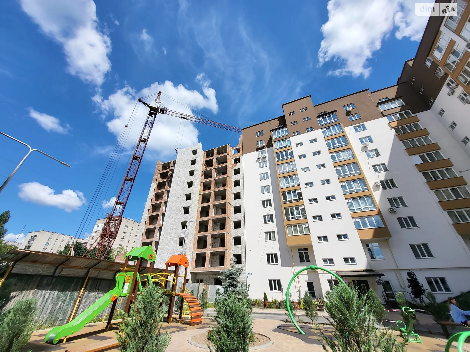 Продается 1-комнатная квартира 85 кв. м в Виннице, просп. Юности - фото 1