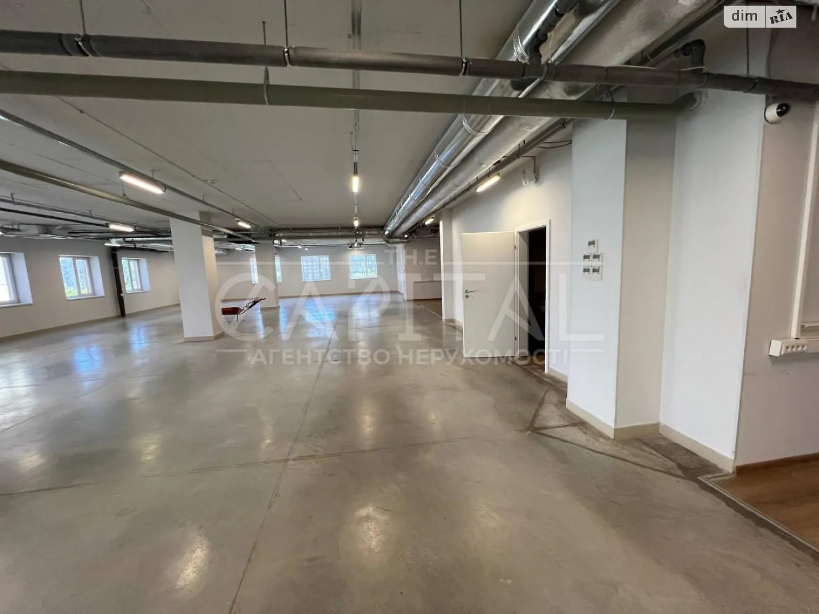 Здається в оренду офіс 500 кв. м в бізнес-центрі, цена: 5000 $ - фото 1