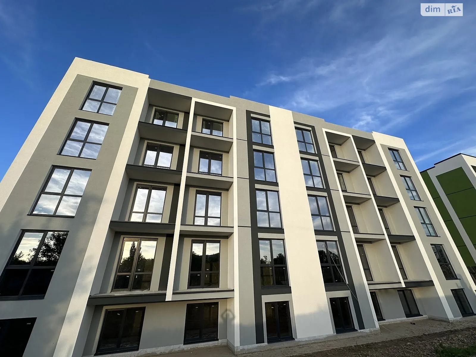 ул. Украинская, 11/2 Гостомель ЖК Brickwood 2 - фото 1