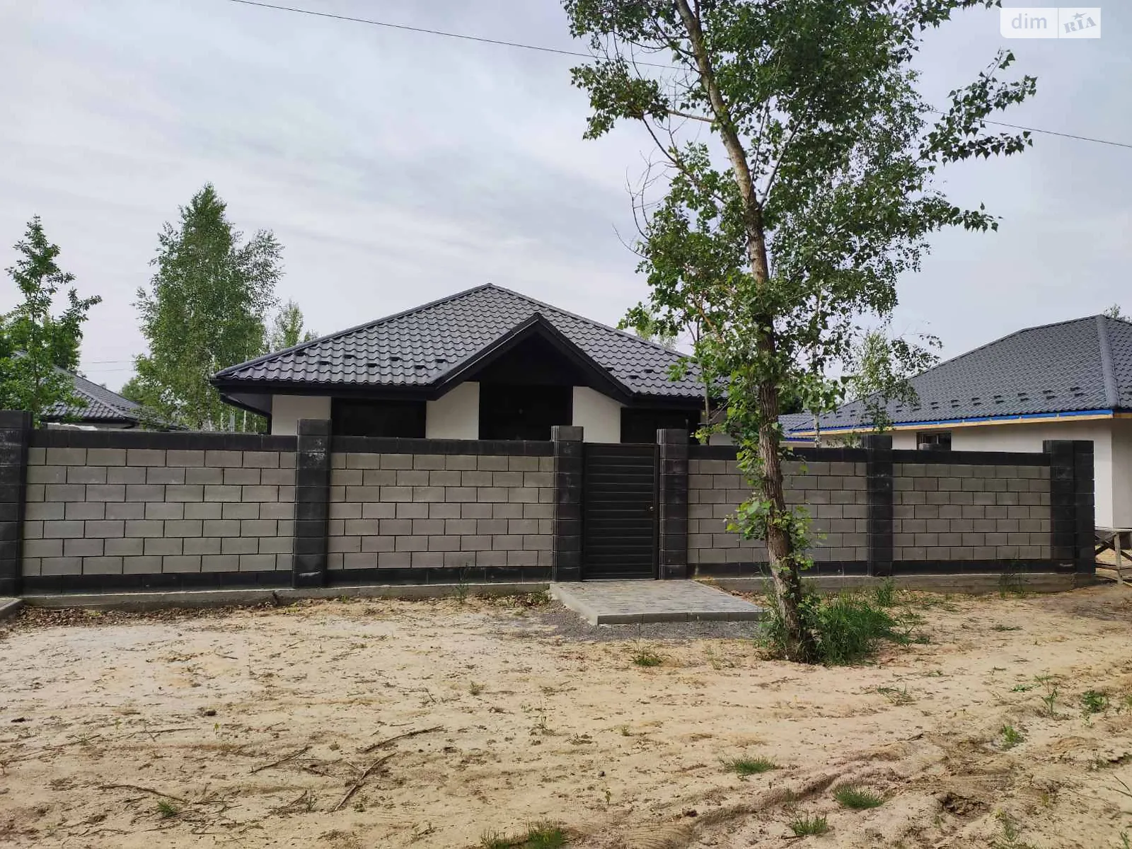 Продається одноповерховий будинок 100 кв. м с басейном, цена: 76000 $ - фото 1
