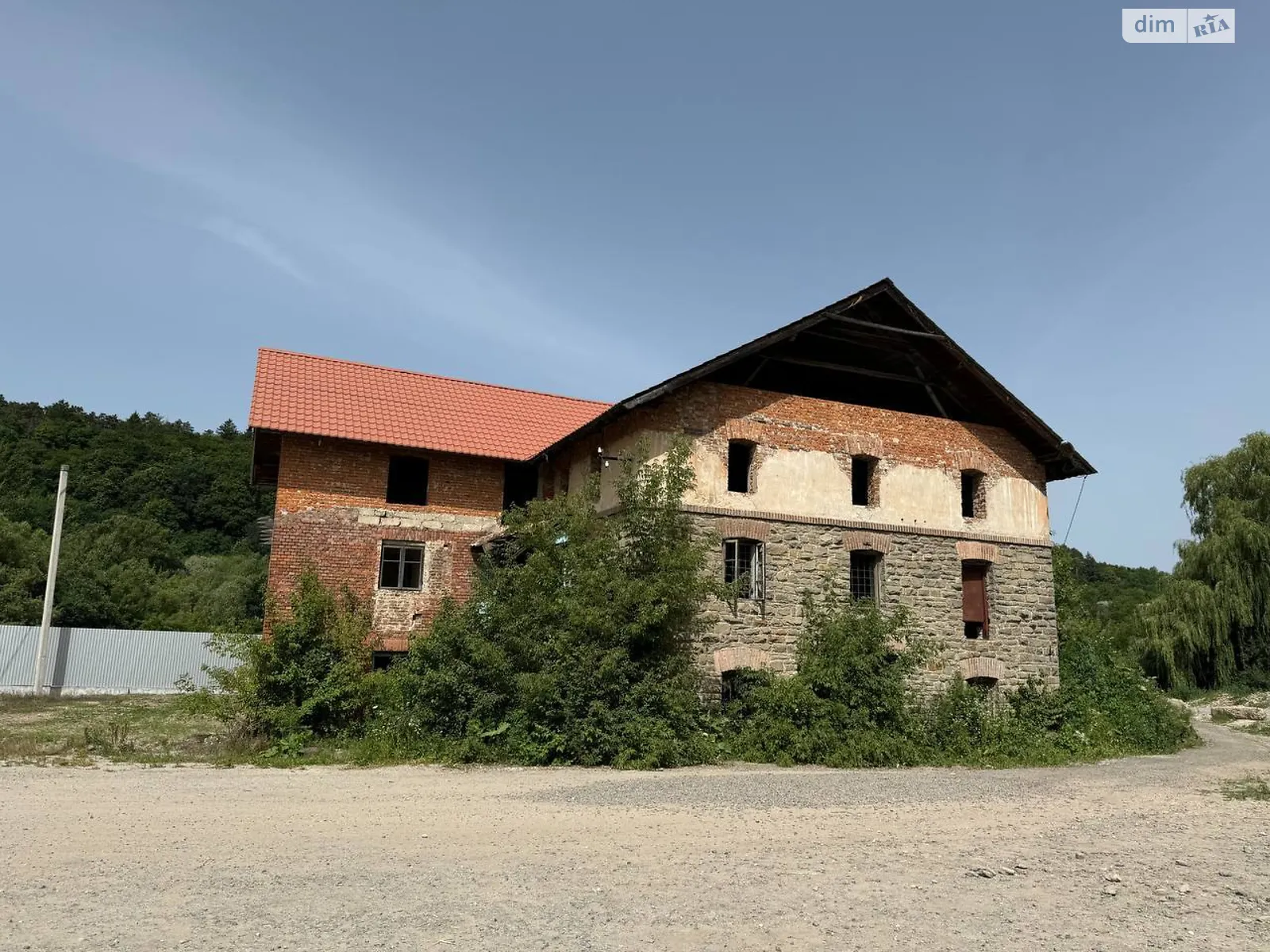 Продається об'єкт сфери послуг 460 кв. м в 3-поверховій будівлі, цена: 110000 $ - фото 1