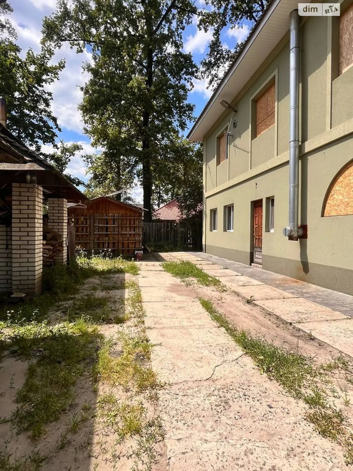 Продается дом на 2 этажа 330 кв. м с верандой, цена: 146000 $ - фото 1