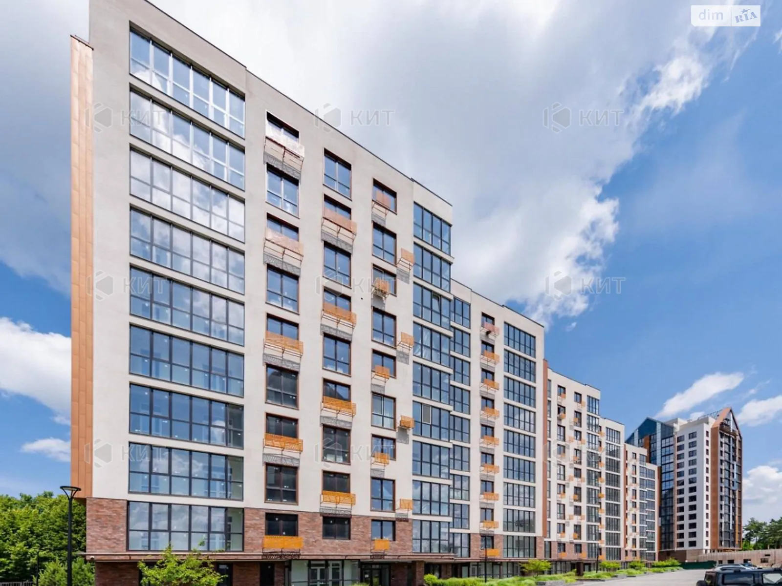 Продается 3-комнатная квартира 103 кв. м в Харькове, ул. Динамовская, 15А - фото 1