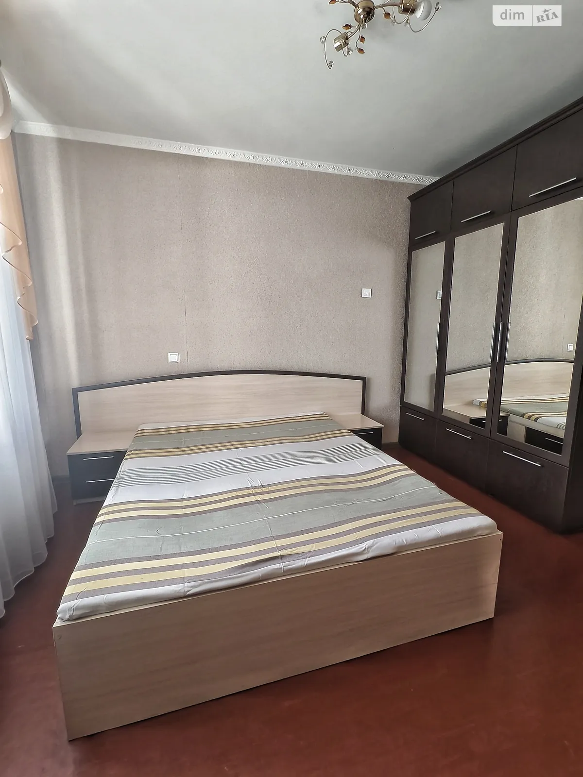 Продается 2-комнатная квартира 50 кв. м в Кривом Роге, мкр. Солнечный, 21 - фото 1