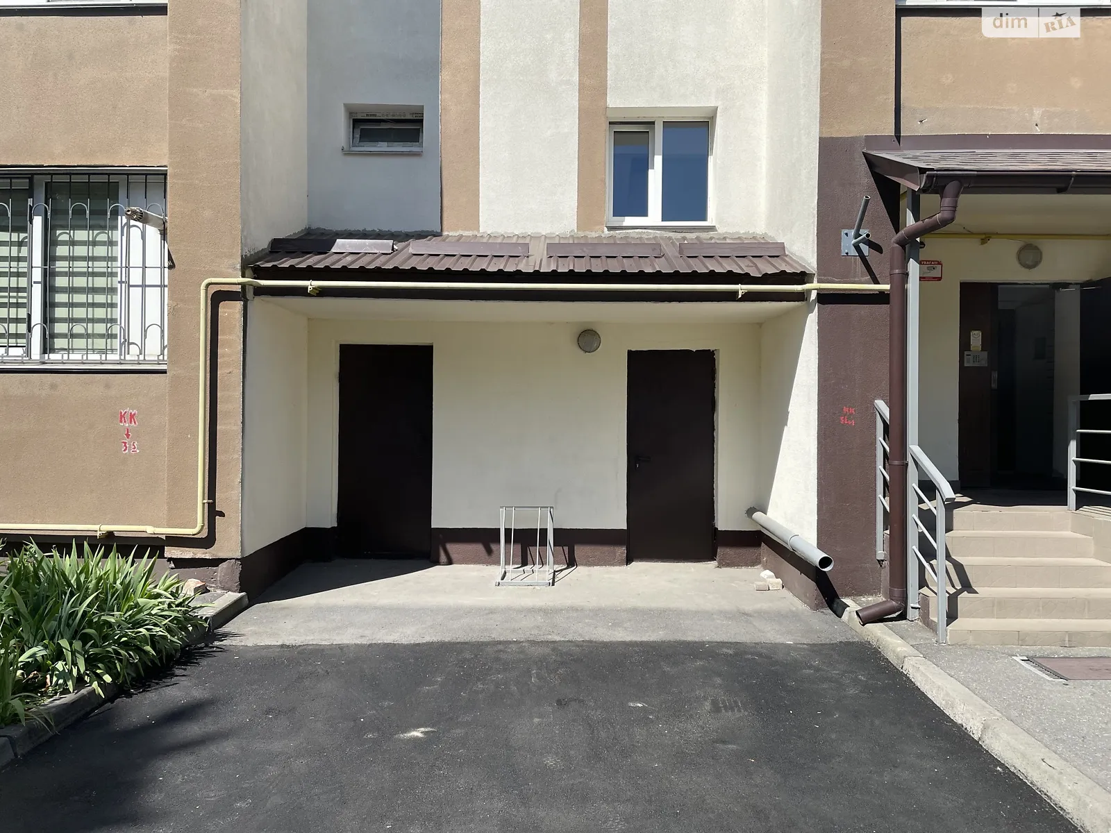 Продається приміщення вільного призначення 4 кв. м в 10-поверховій будівлі, цена: 2500 $ - фото 1