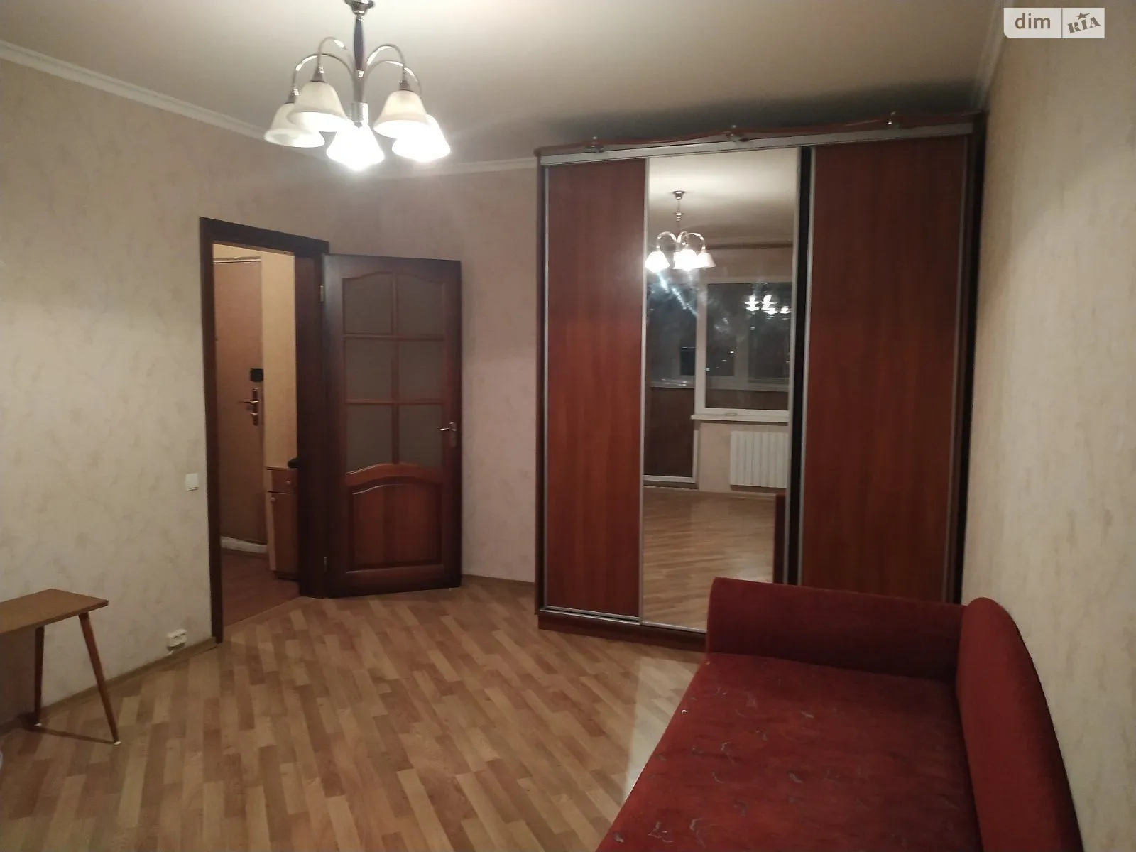 Сдается в аренду 1-комнатная квартира 40 кв. м в Киеве, ул. Ялтинская, 15 - фото 1