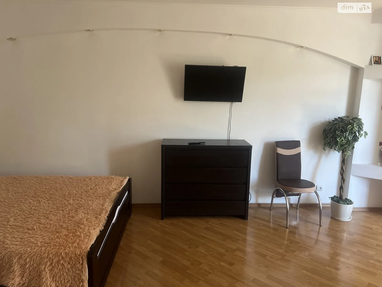 Сдается в аренду 1-комнатная квартира 40 кв. м в Житомире, ул. Хлебная, 39/19 - фото 1