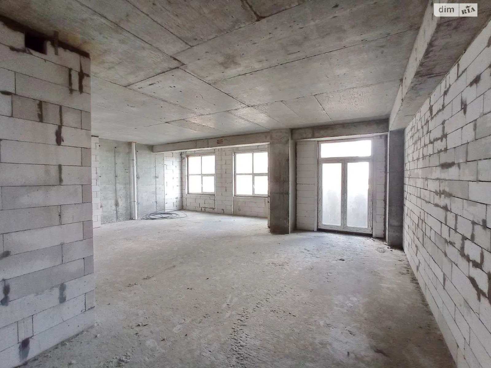 Продається 2-кімнатна квартира 74.5 кв. м у, цена: 52000 $ - фото 1