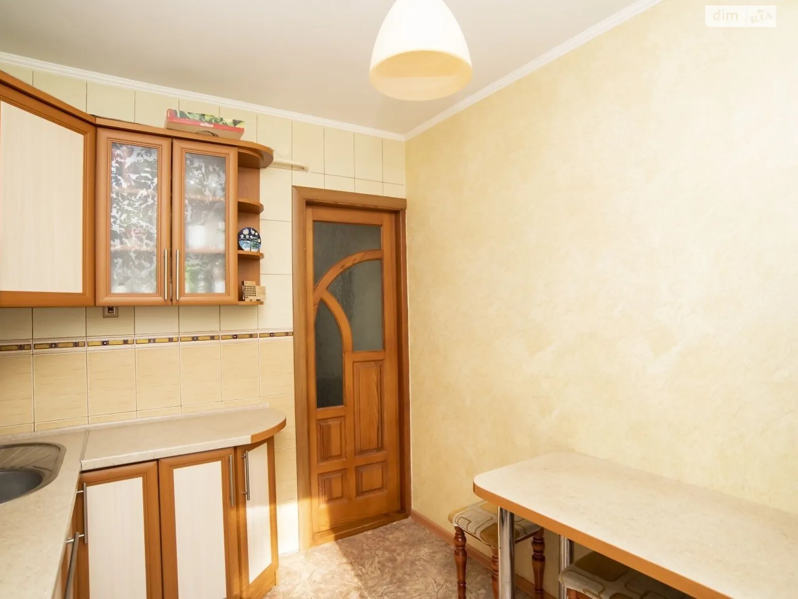 Продается 2-комнатная квартира 49 кв. м в Ровно, ул. Степана Бандеры, 9А - фото 1