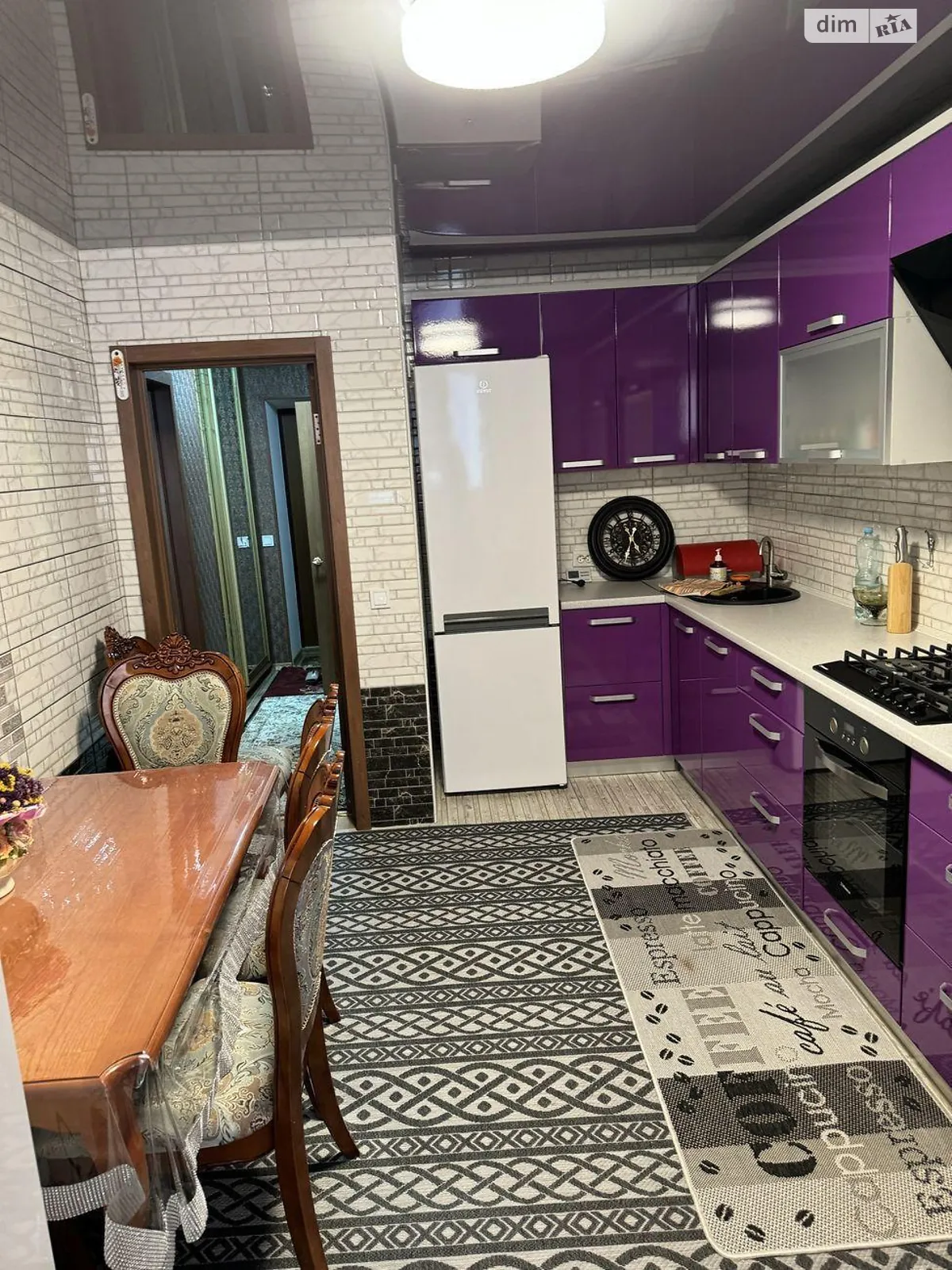 Продается 1-комнатная квартира 43 кв. м в Полтаве, бул. Боровиковского - фото 1