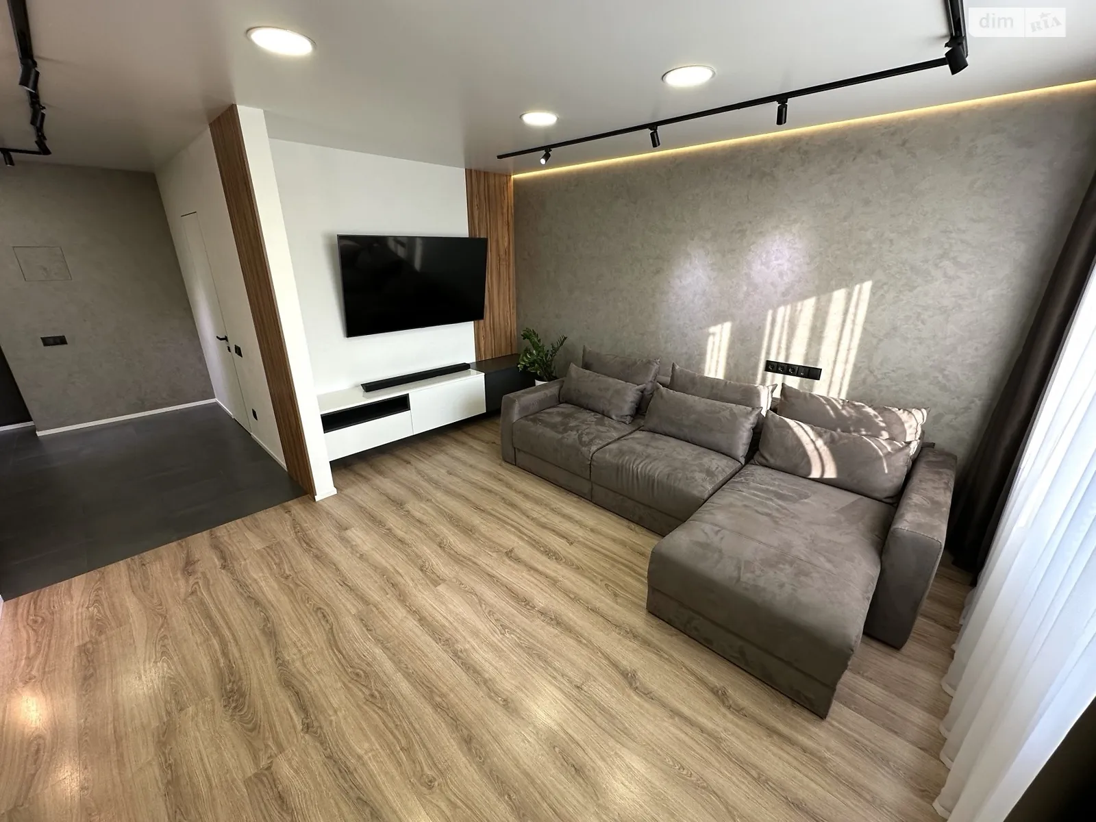 Продается 3-комнатная квартира 90 кв. м в Полтаве, цена: 160000 $ - фото 1