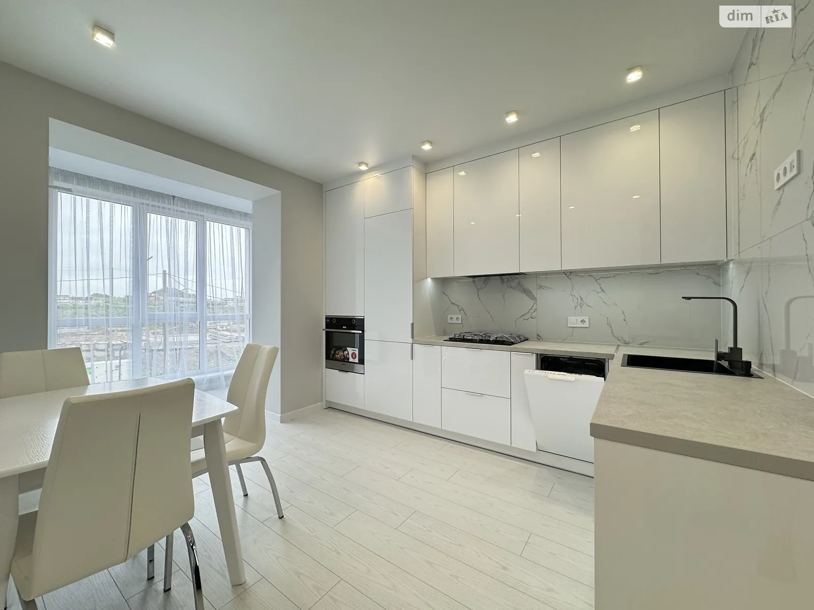 Продается 1-комнатная квартира 45 кв. м в Ровно, цена: 64000 $ - фото 1