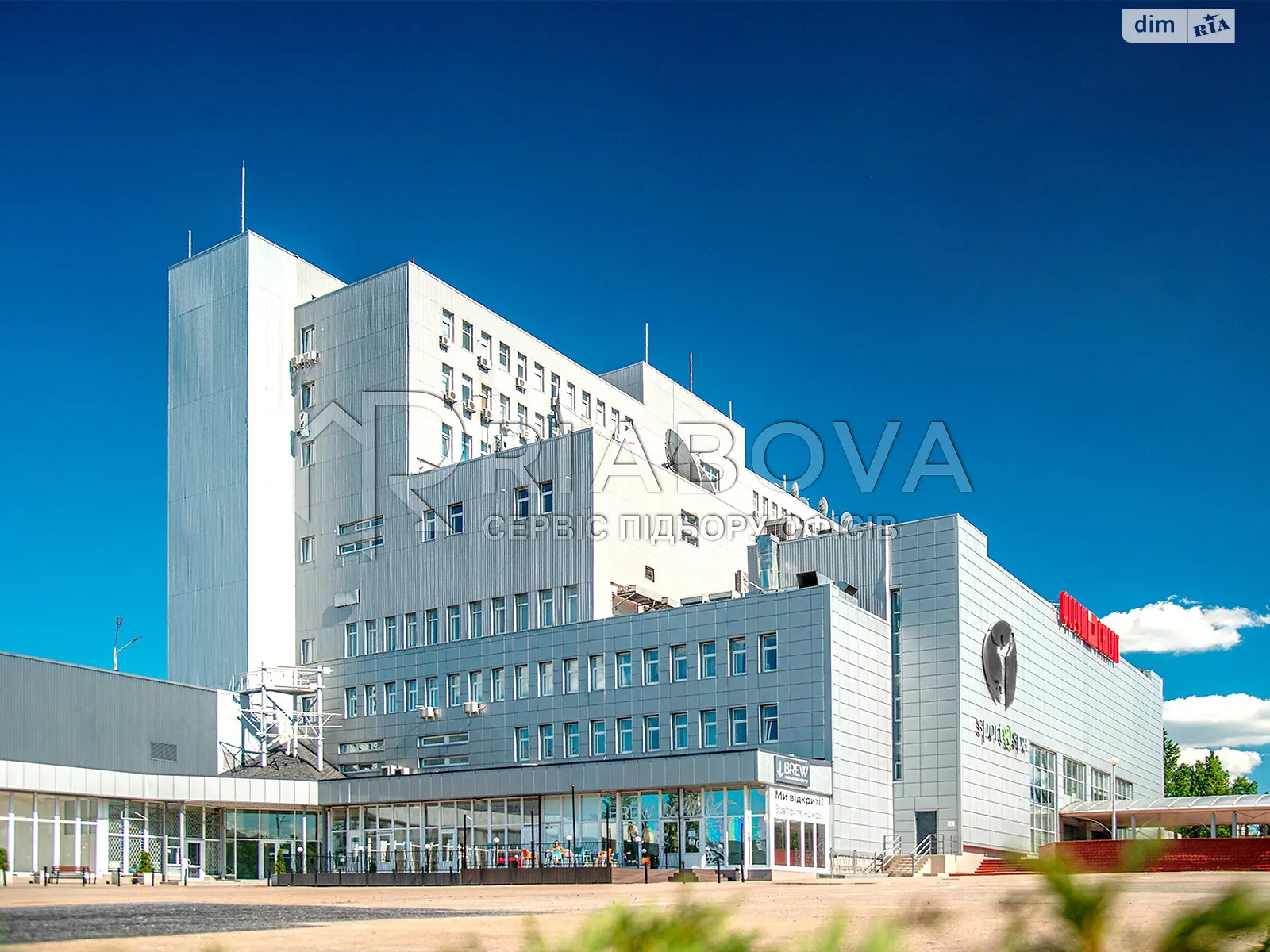 Здається в оренду офіс 806.5 кв. м в бізнес-центрі, цена: 5323 $ - фото 1