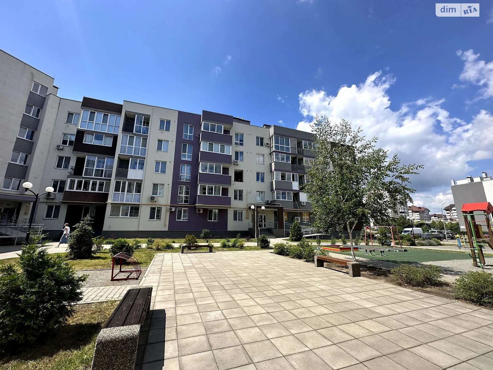 Продается 2-комнатная квартира 61.4 кв. м в Буче, ул. Бориса Гмыри, 11/6 - фото 1