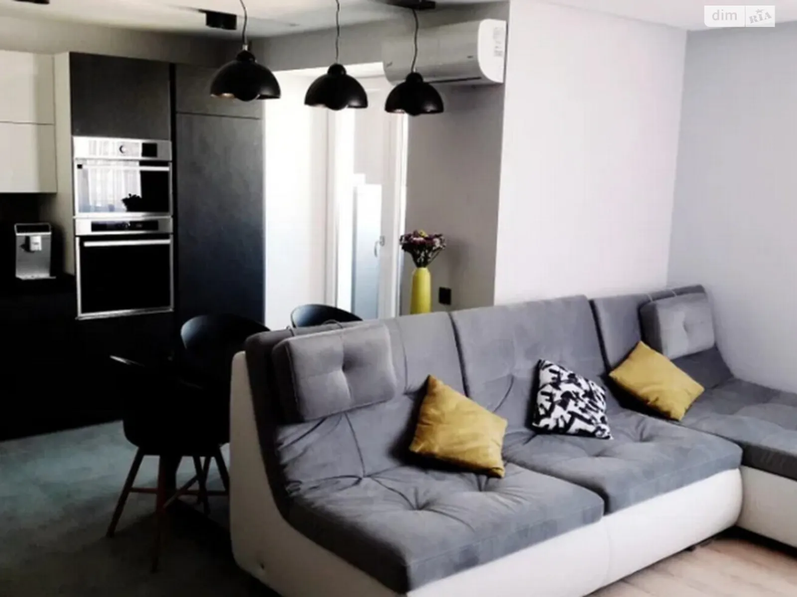 3-кімнатна квартира 80 кв. м у Тернополі, вул. Галицька, 29Б - фото 1