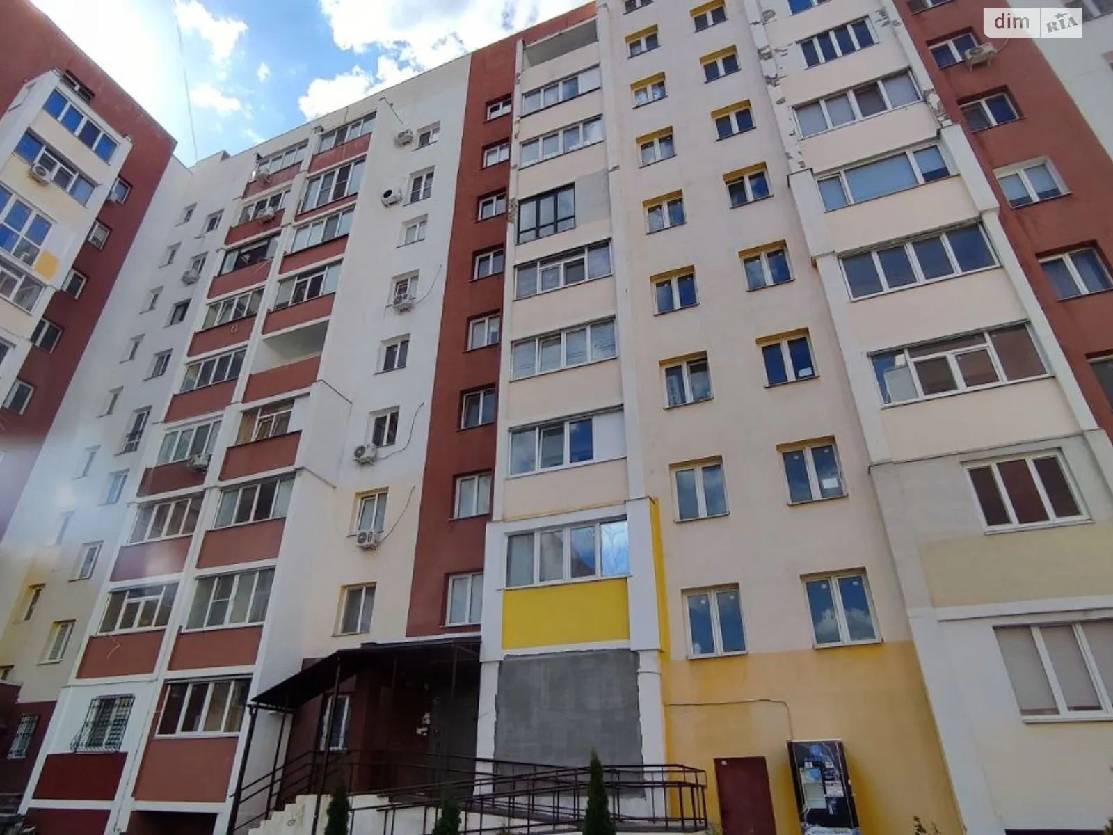 Продается 1-комнатная квартира 40 кв. м в Харькове, ул. Драгоманова, 6Б - фото 1
