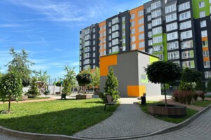Продаж квартири, Івано-Франківська, Крихівці (Івано-Франківськ), Приозерна вулиця, буд. 30