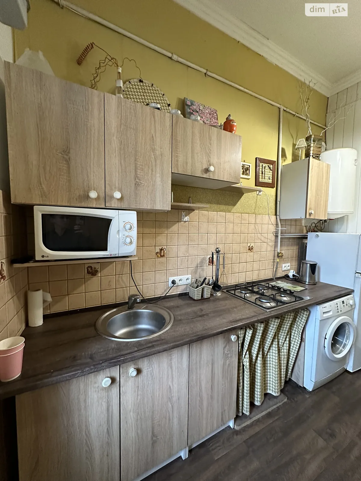 Продається 1-кімнатна квартира 31.2 кв. м у Львові, вул. Політехнічна - фото 1