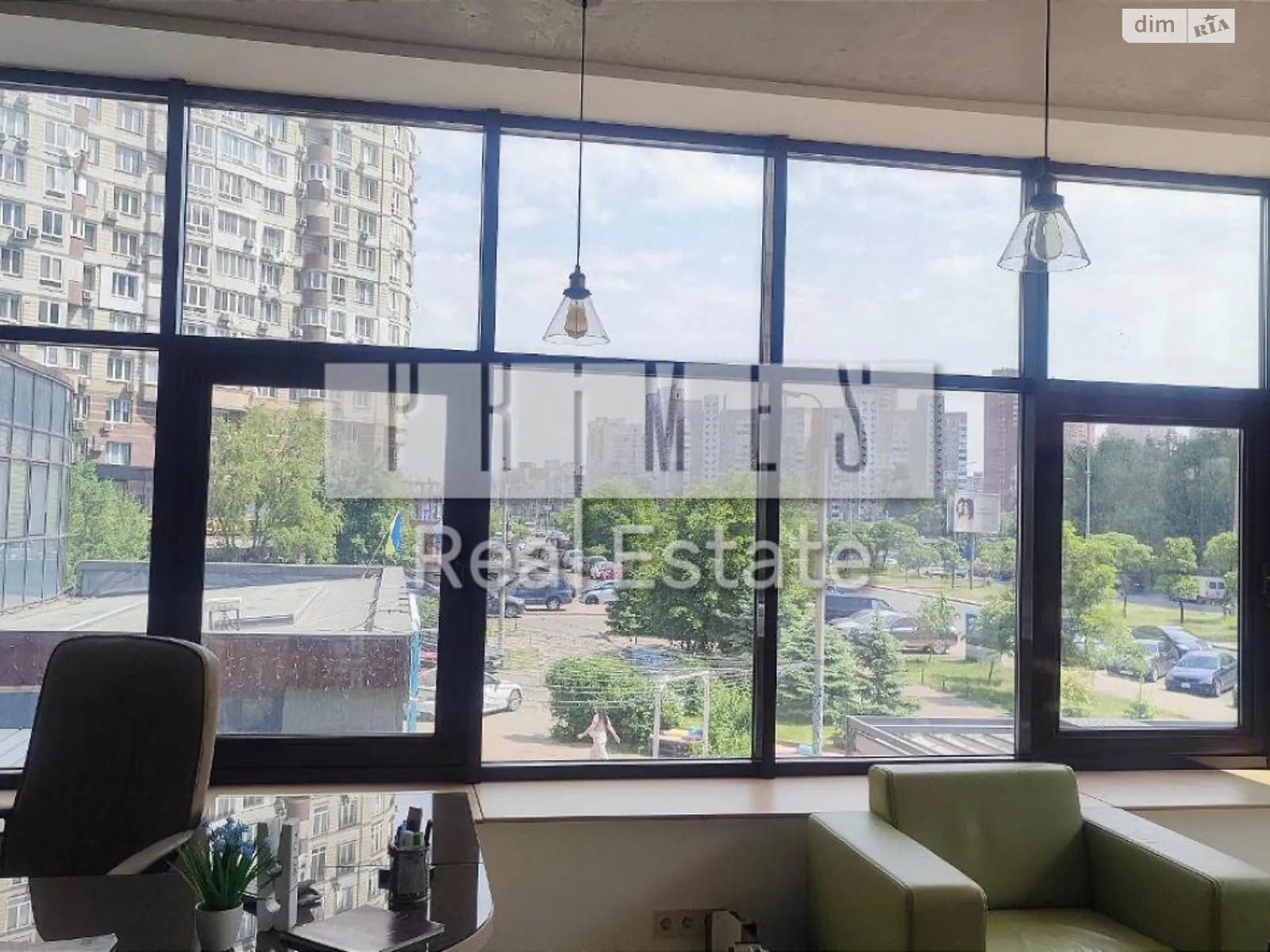 Сдается в аренду офис 188 кв. м в бизнес-центре, цена: 2000 $ - фото 1