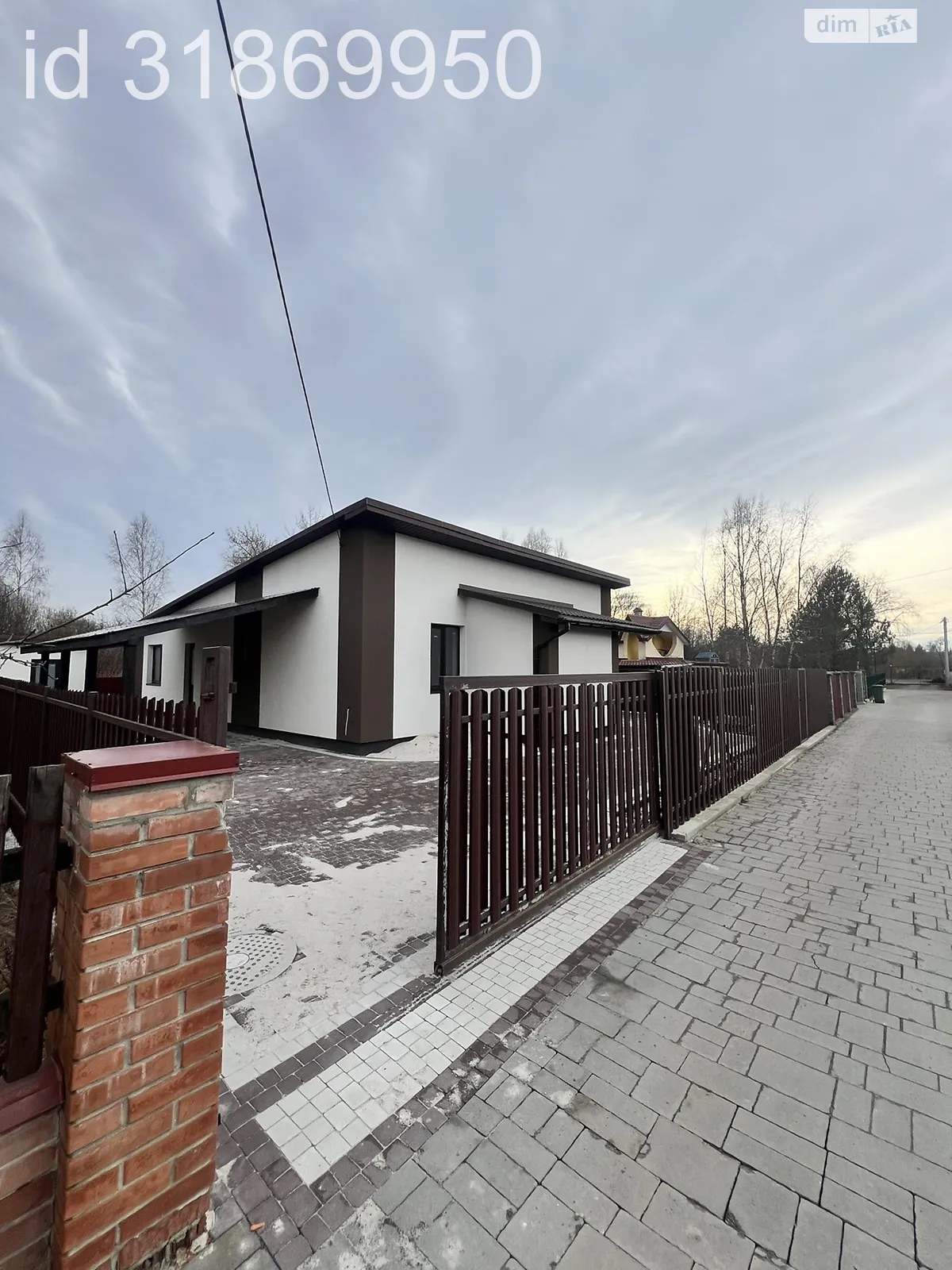 Продается одноэтажный дом 120 кв. м с гаражом, цена: 130000 $ - фото 1